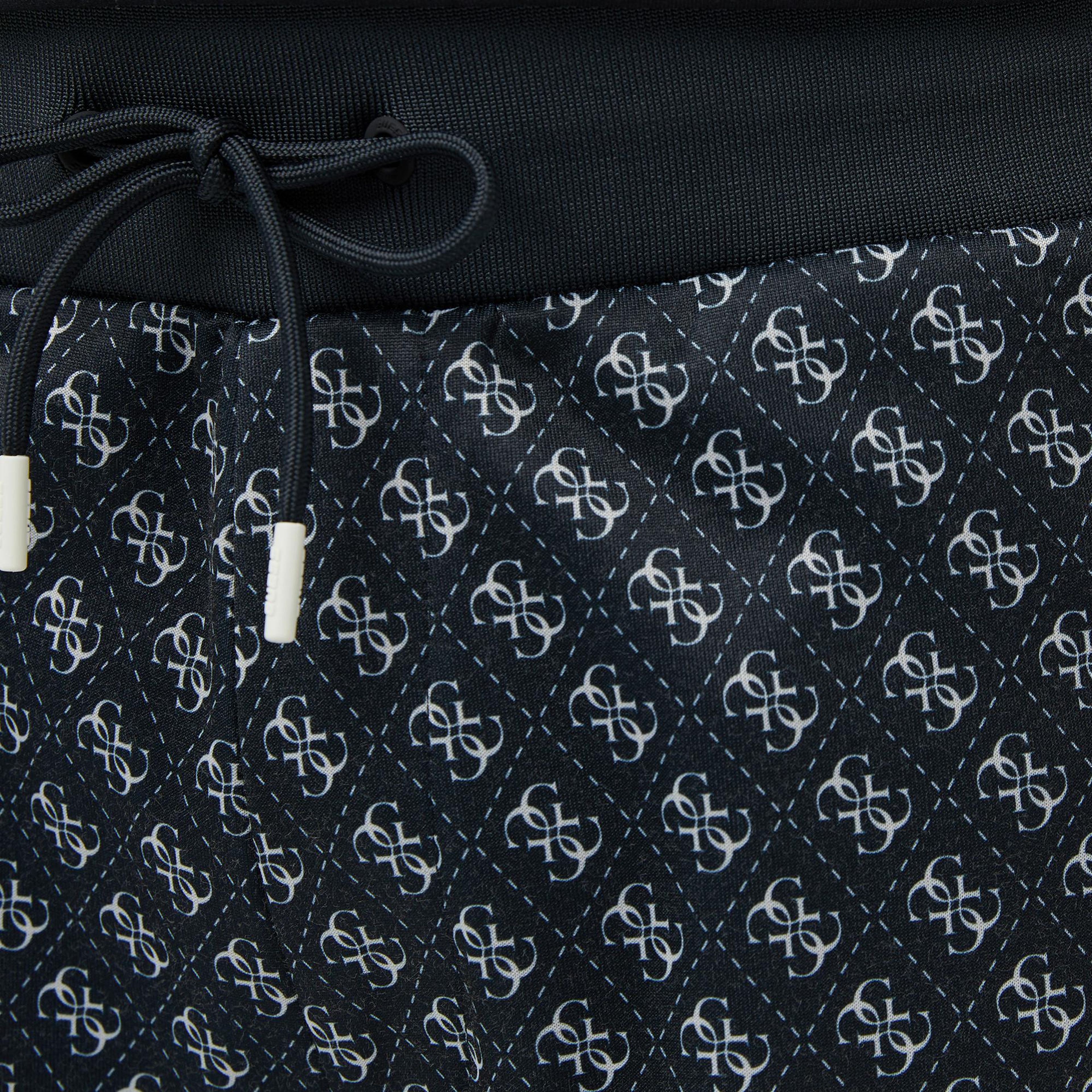 Guess New Korbin Aktif Regular Fit Erkek Siyah Şort