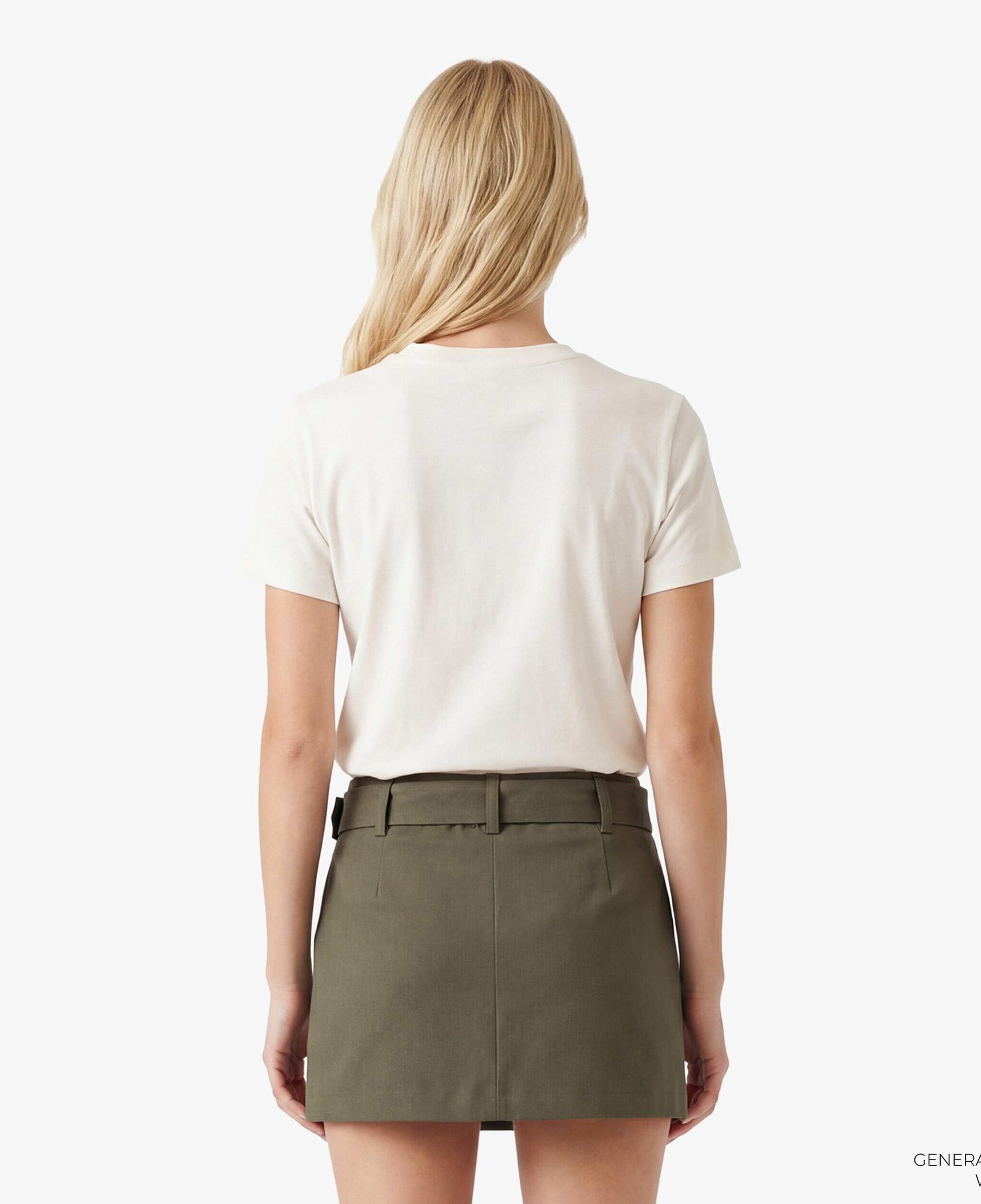 Guess Sonia Aktif Modal Karışımlı Slim Fit Kadın Beyaz T-Shirt