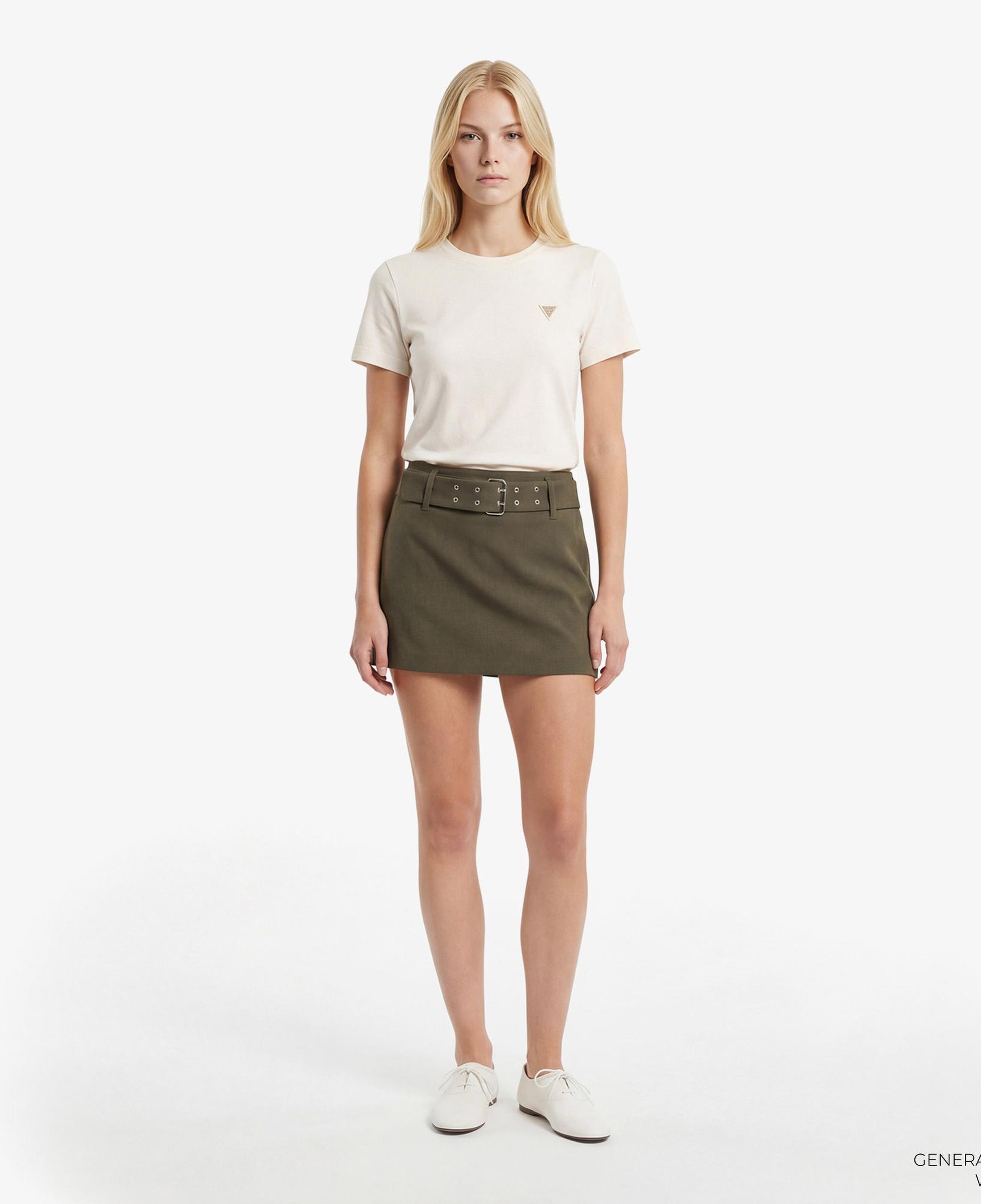 Guess Sonia Aktif Modal Karışımlı Slim Fit Kadın Beyaz T-Shirt