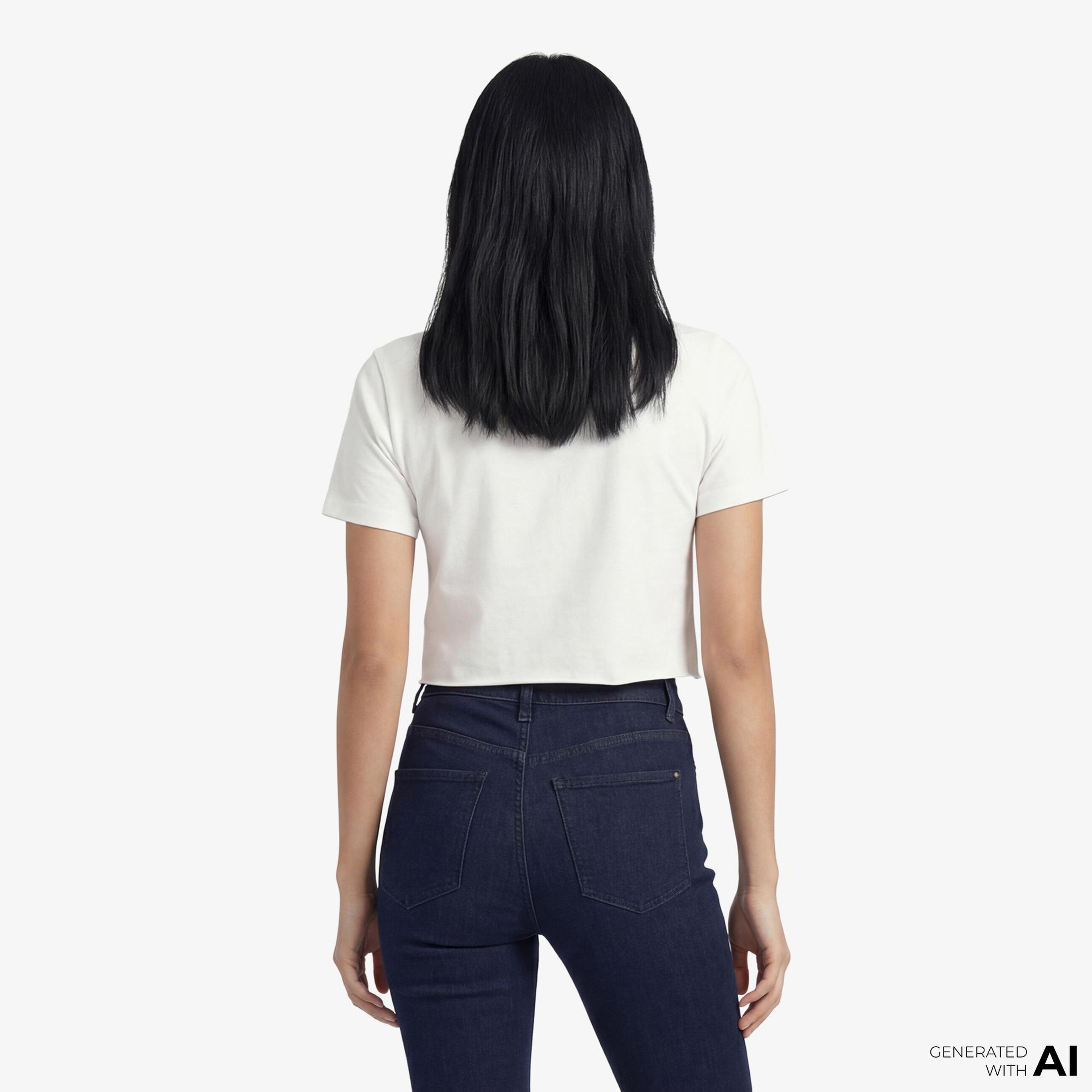 Guess Martina Aktif Boxy Fit Kadın Beyaz T-Shirt