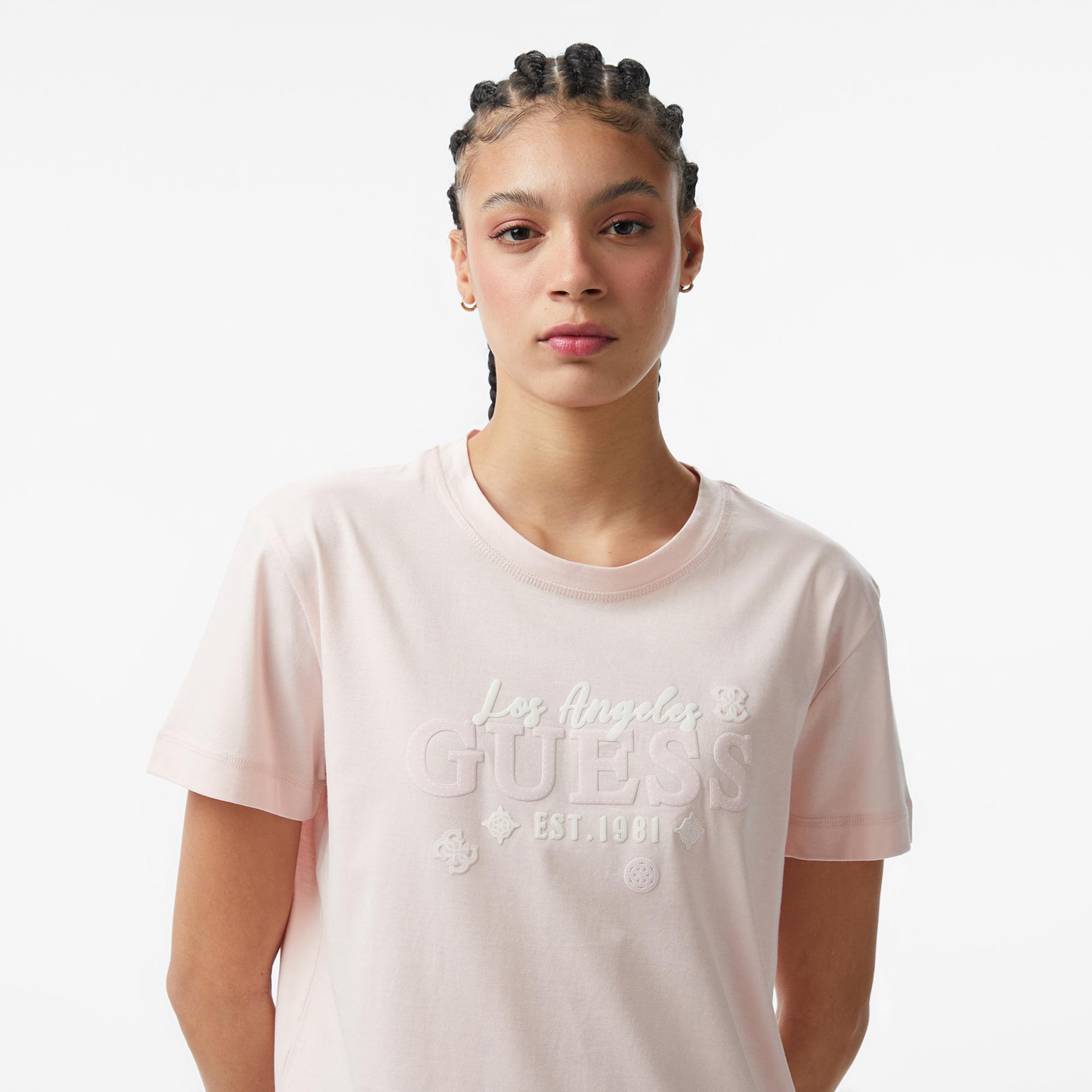 Guess Agnes Aktif Regular Fit Kadın Pembe T-Shirt