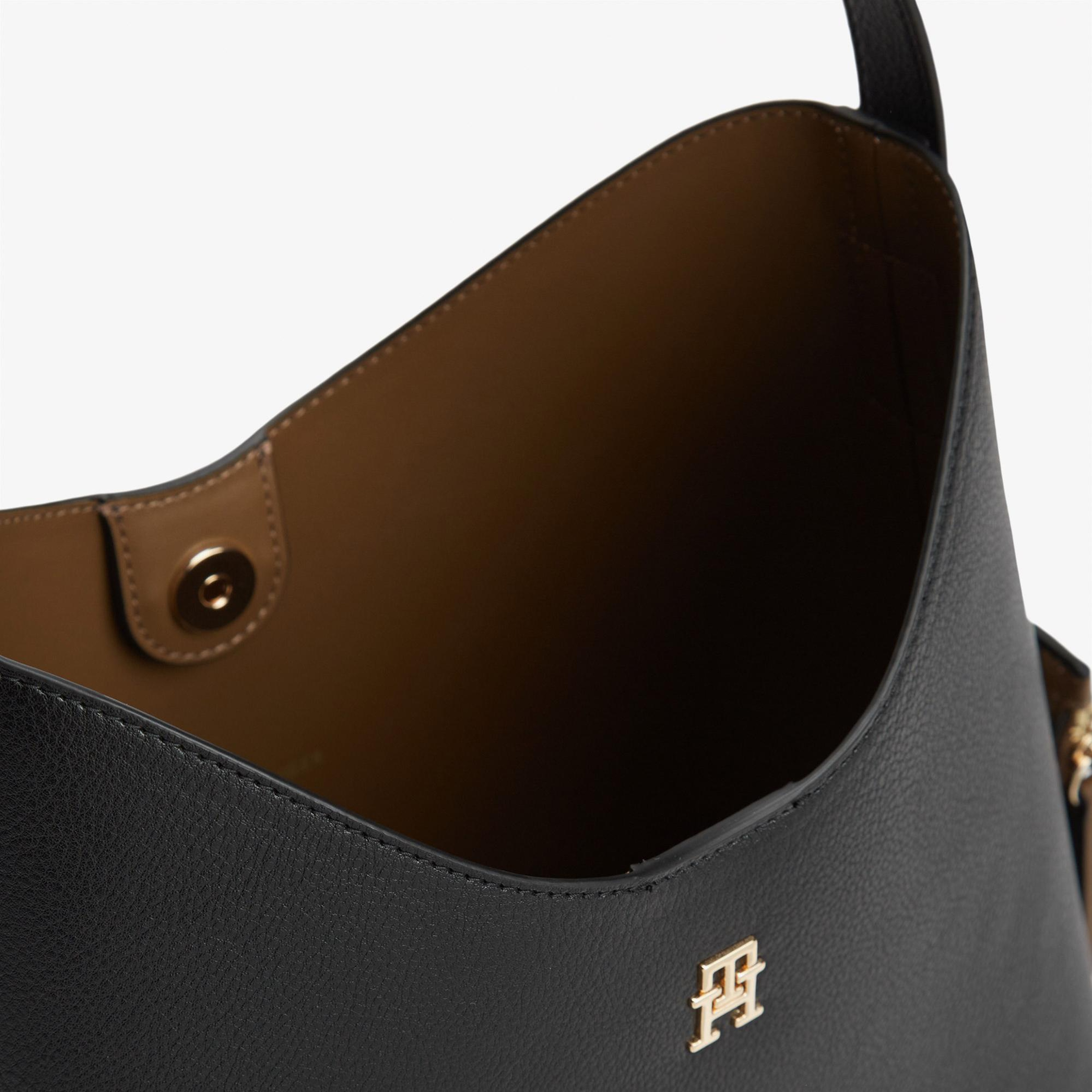 Tommy Hilfiger Icon Kadın Siyah Omuz Çantası