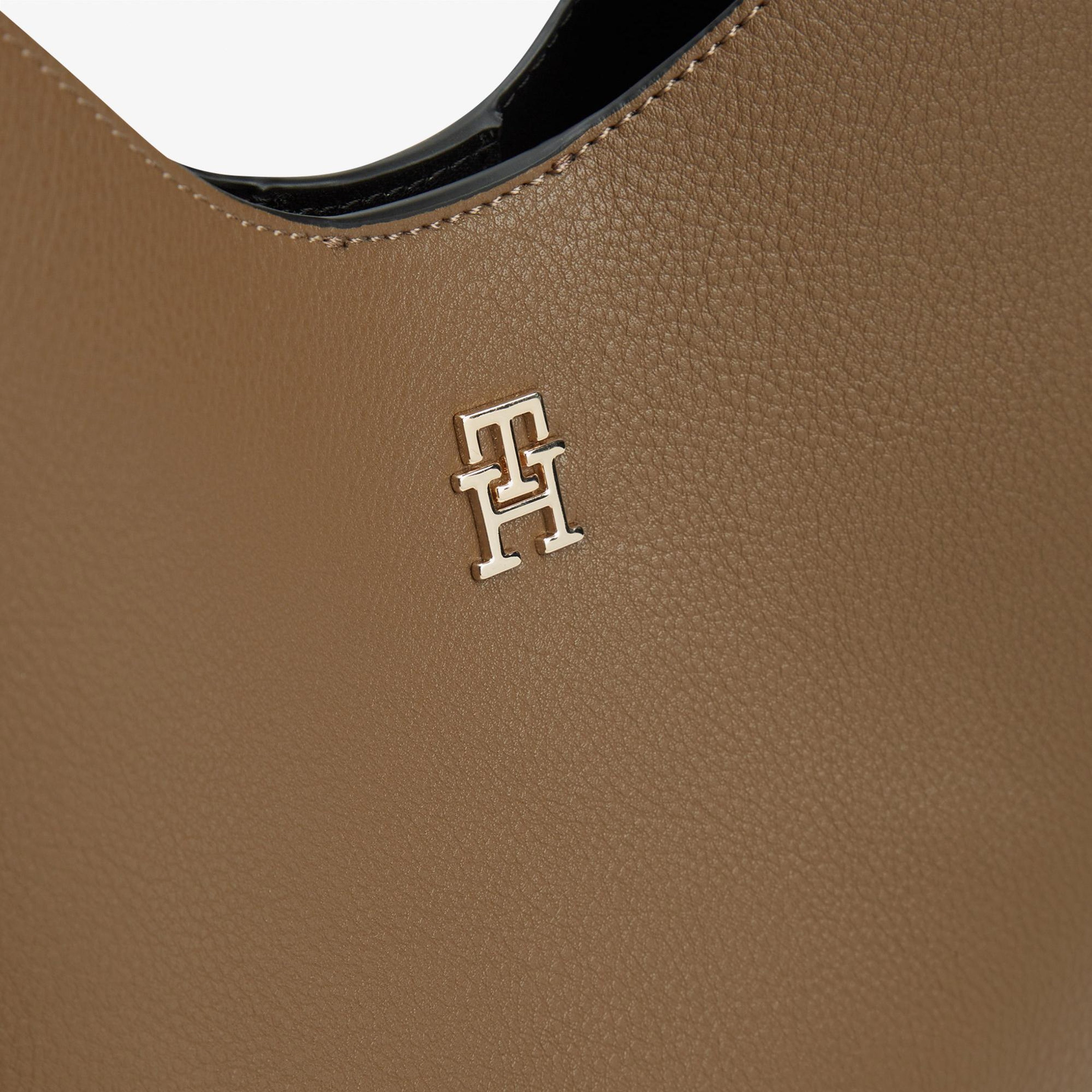 Tommy Hilfiger Icon Kadın Haki Omuz Çantası