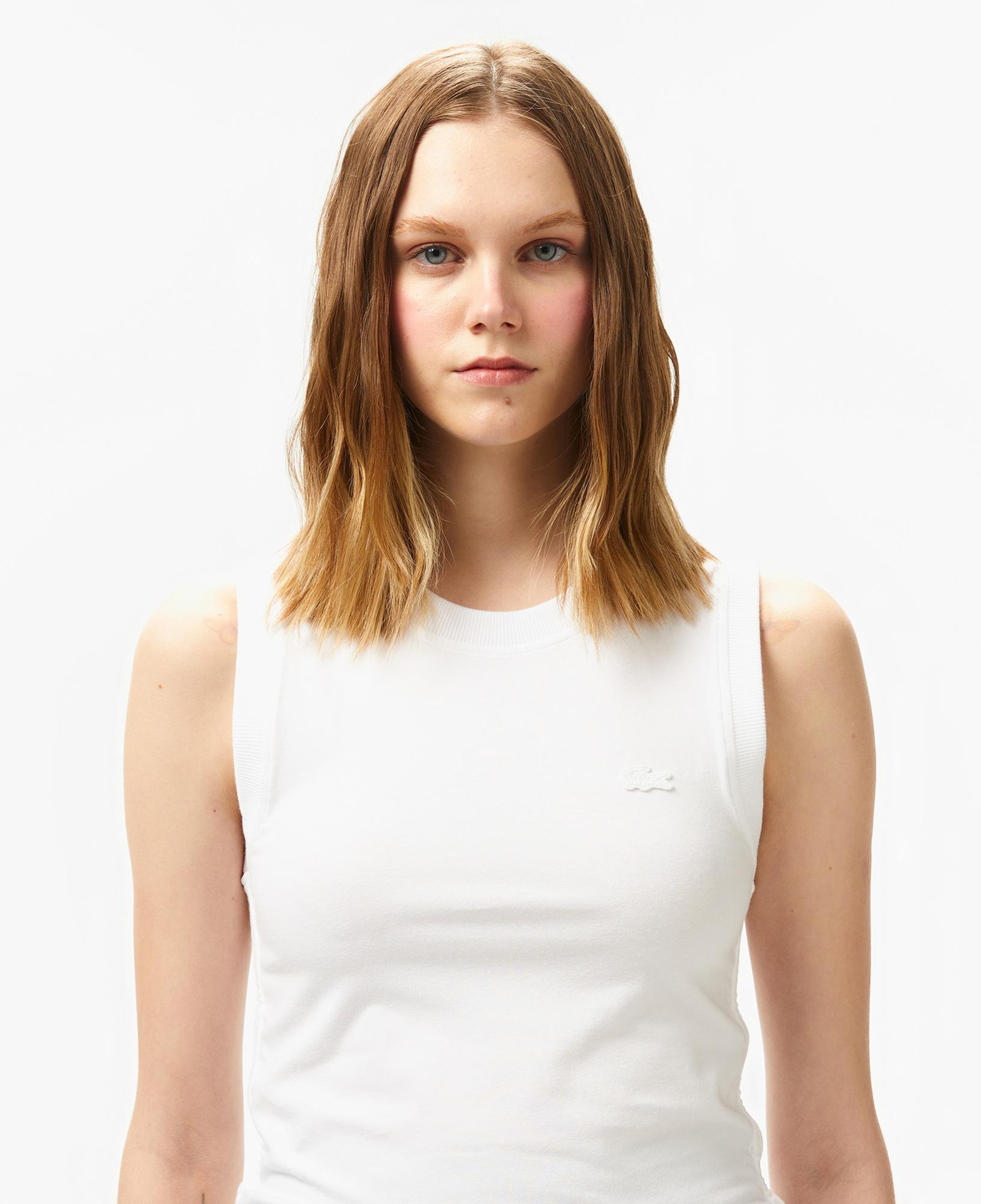 Lacoste Kadın Slim Fit Kolsuz Bisiklet Yaka Beyaz T-Shirt