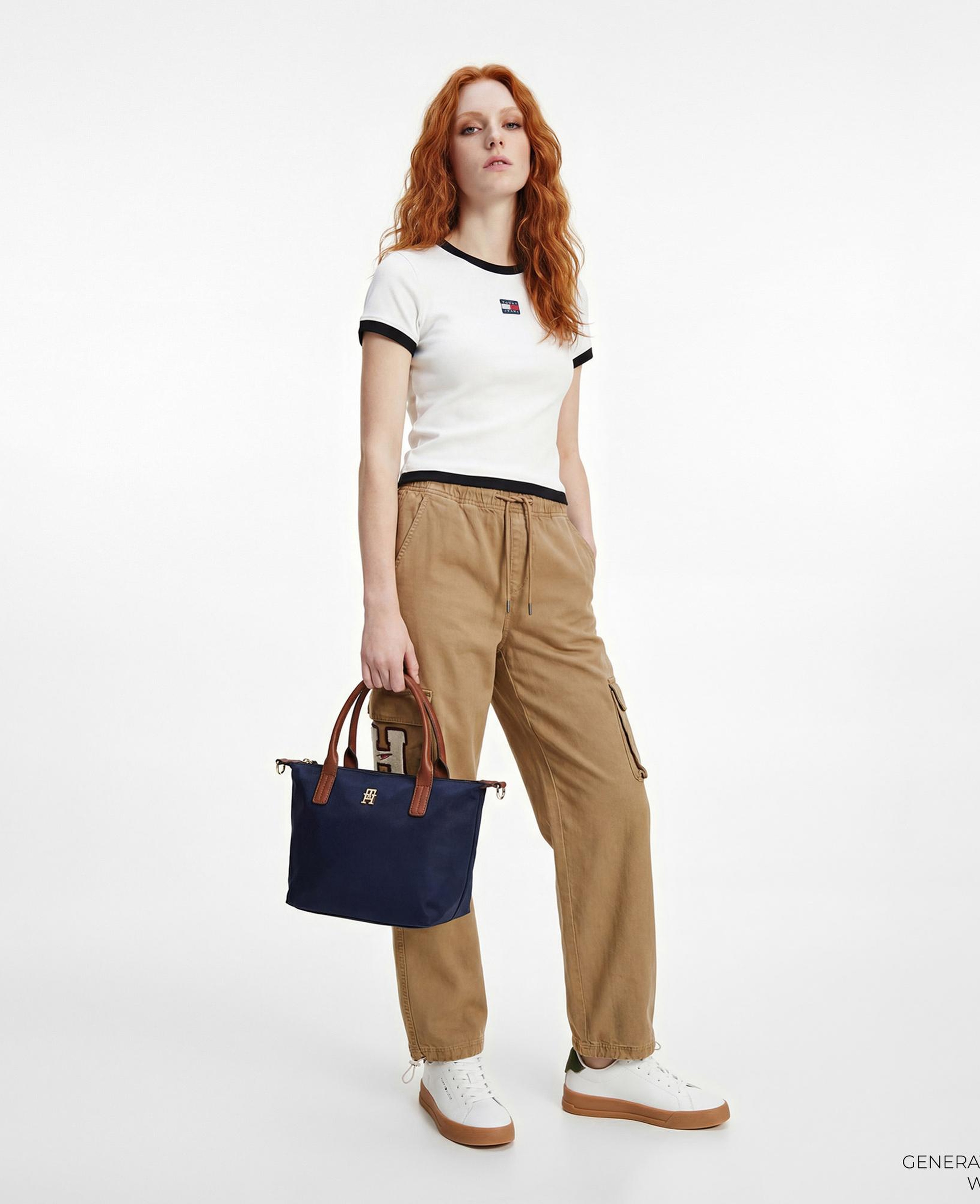 Tommy Hilfiger Badge Kadın Beyaz T-Shirt