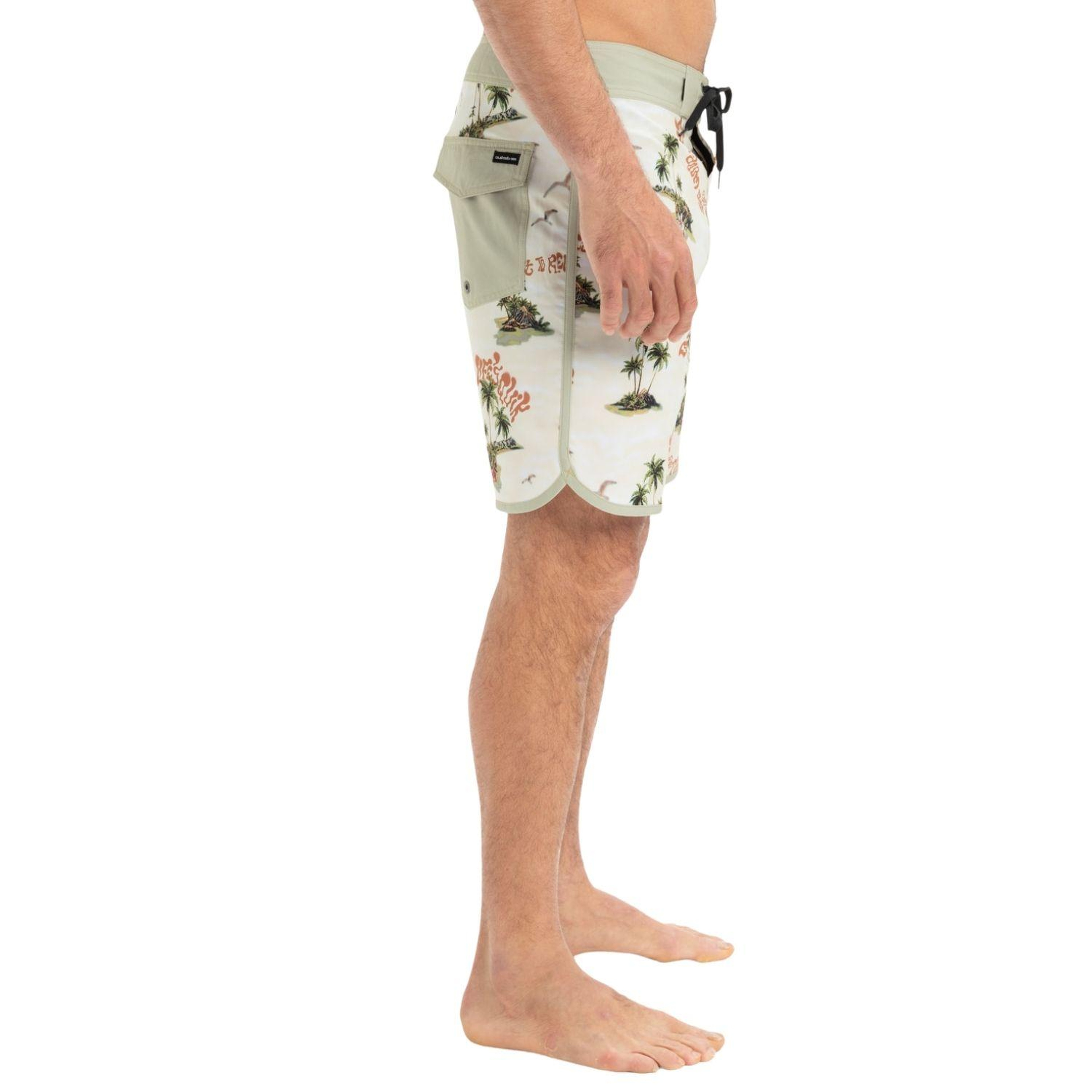 Quiksilver Surfsilk Scallop 18 Erkek Boardshort
