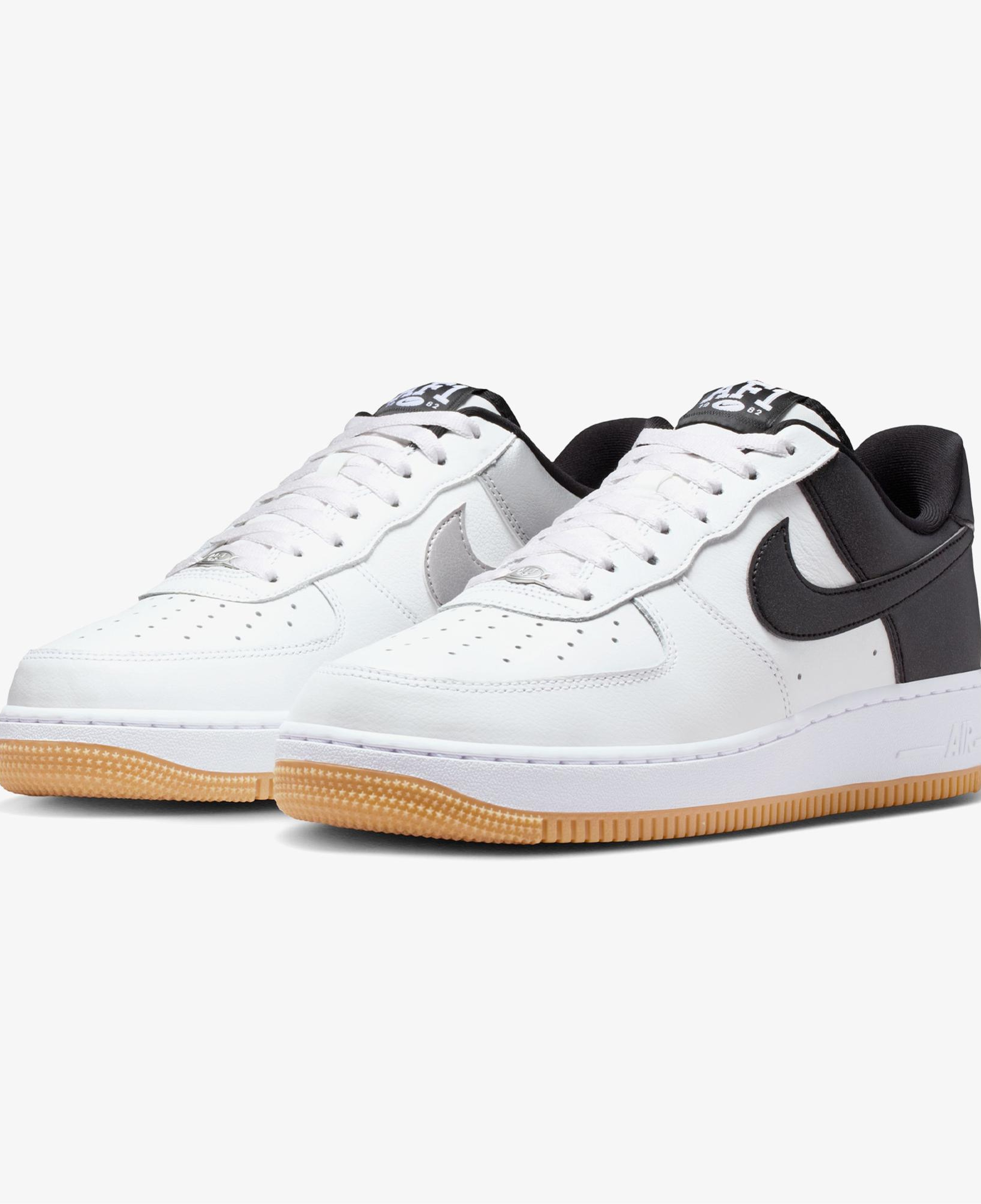 Nike Air Force 1 '07 LV8 Erkek Beyaz Spor Ayakkabı