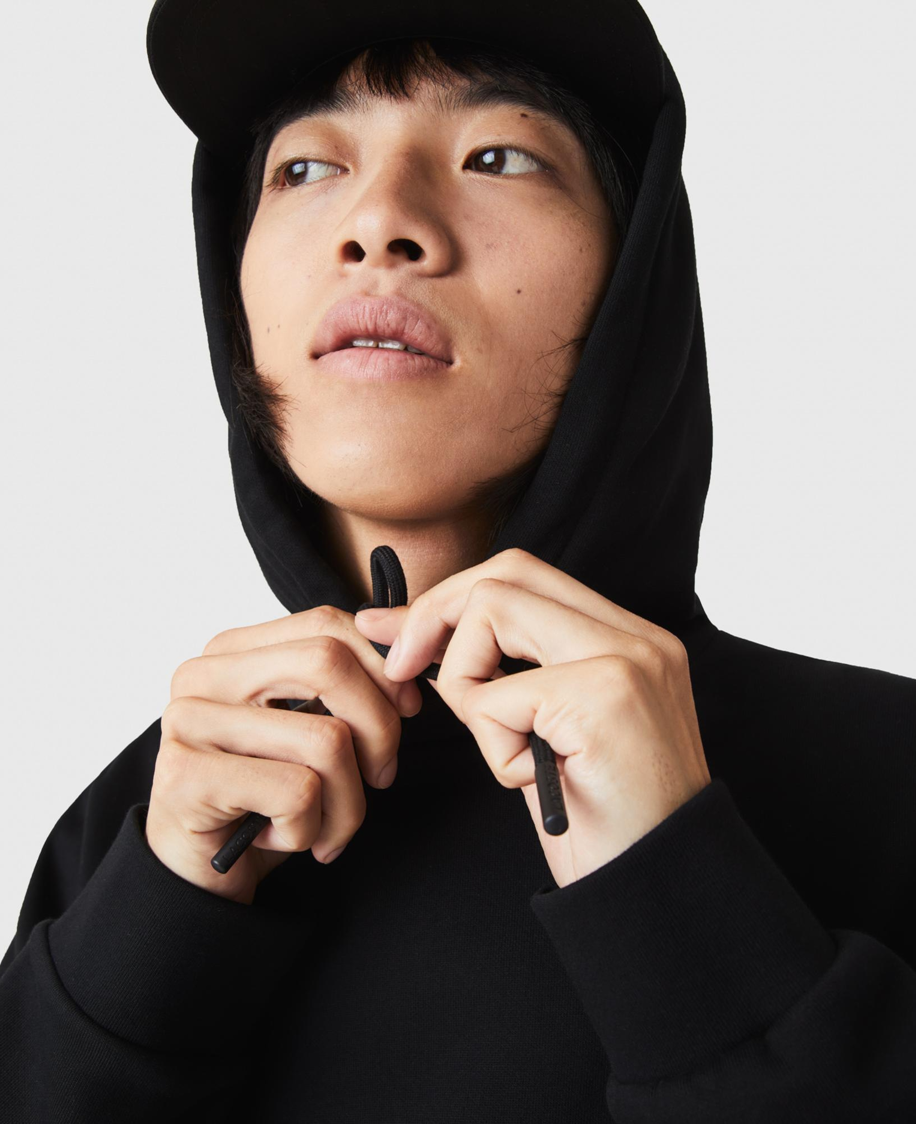 Lacoste Erkek Classic Fit Kapüşonlu Siyah Sweatshirt