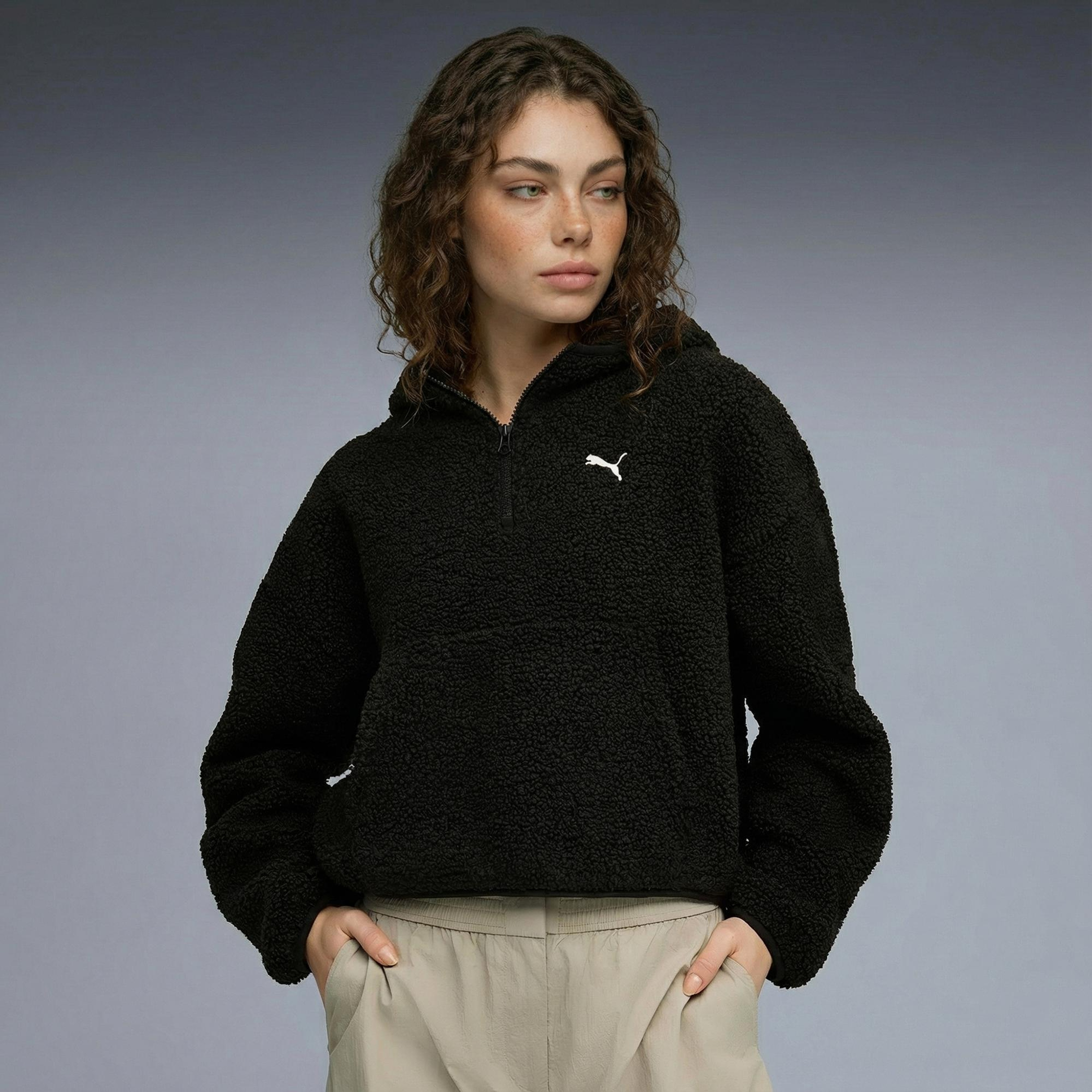 Puma Wardrobe Essential Polar FL  Kadın Siyah Sweatshirt