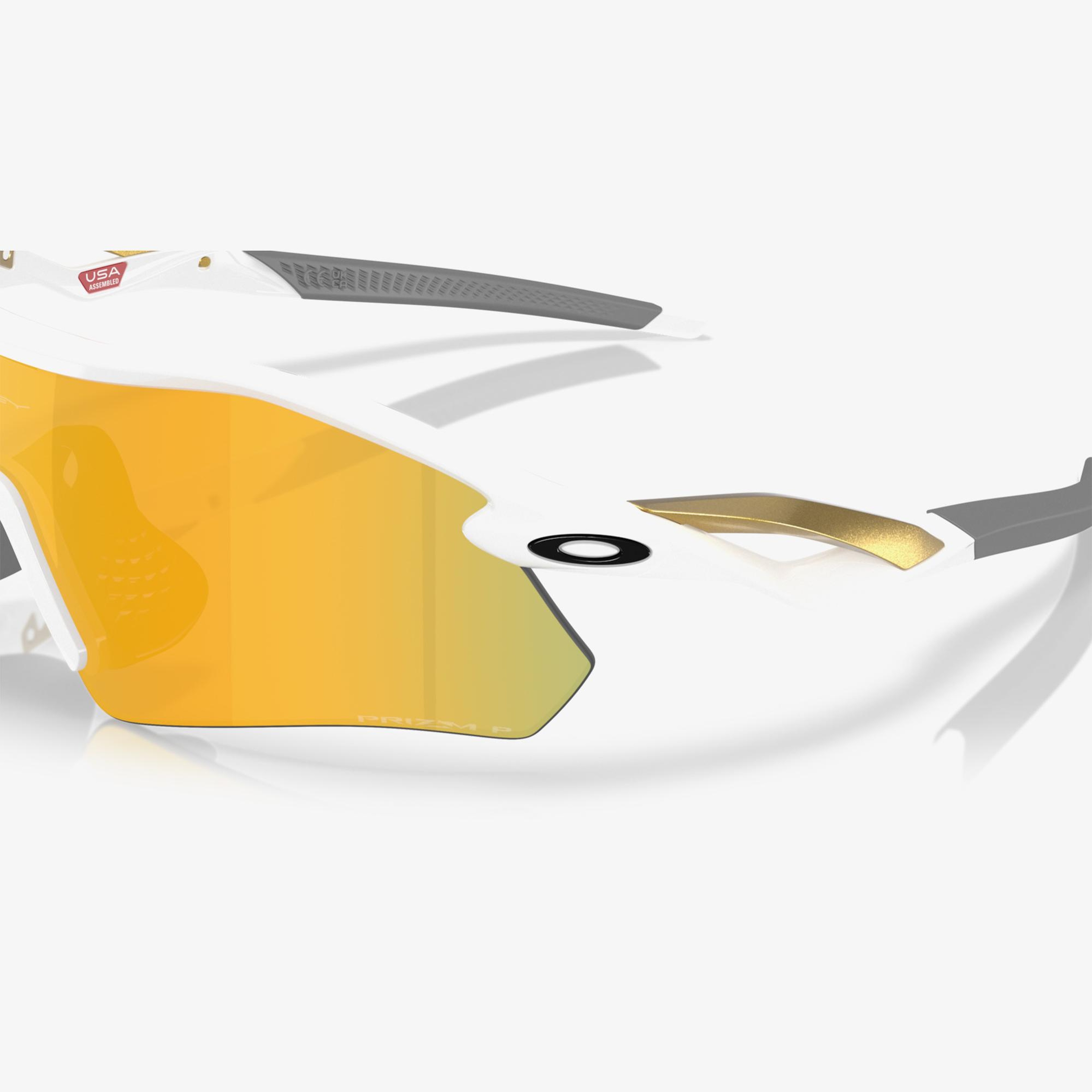 Oakley OO9495D Unisex Beyaz Güneş Gözlüğü