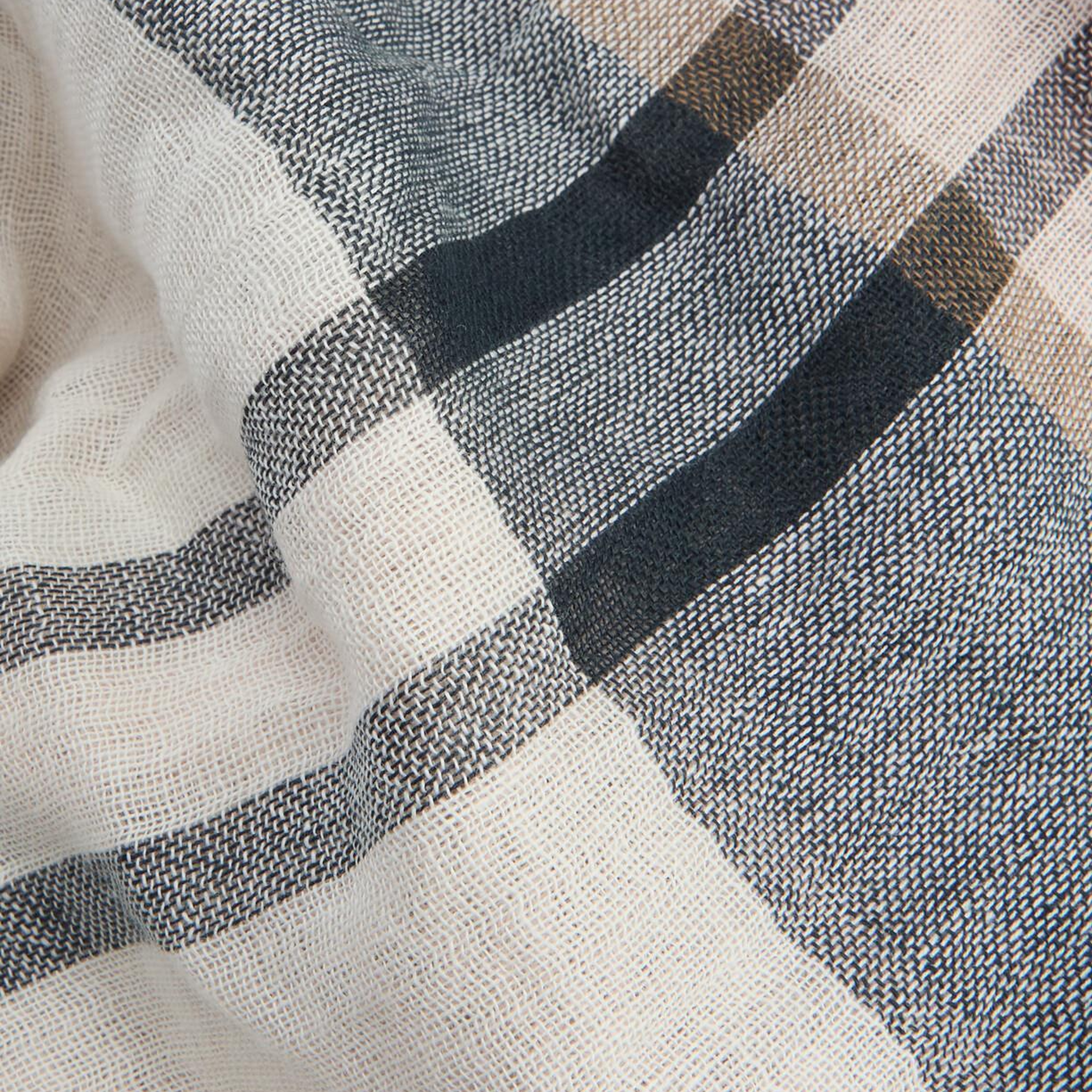 Barbour Abigail Tartan Şal