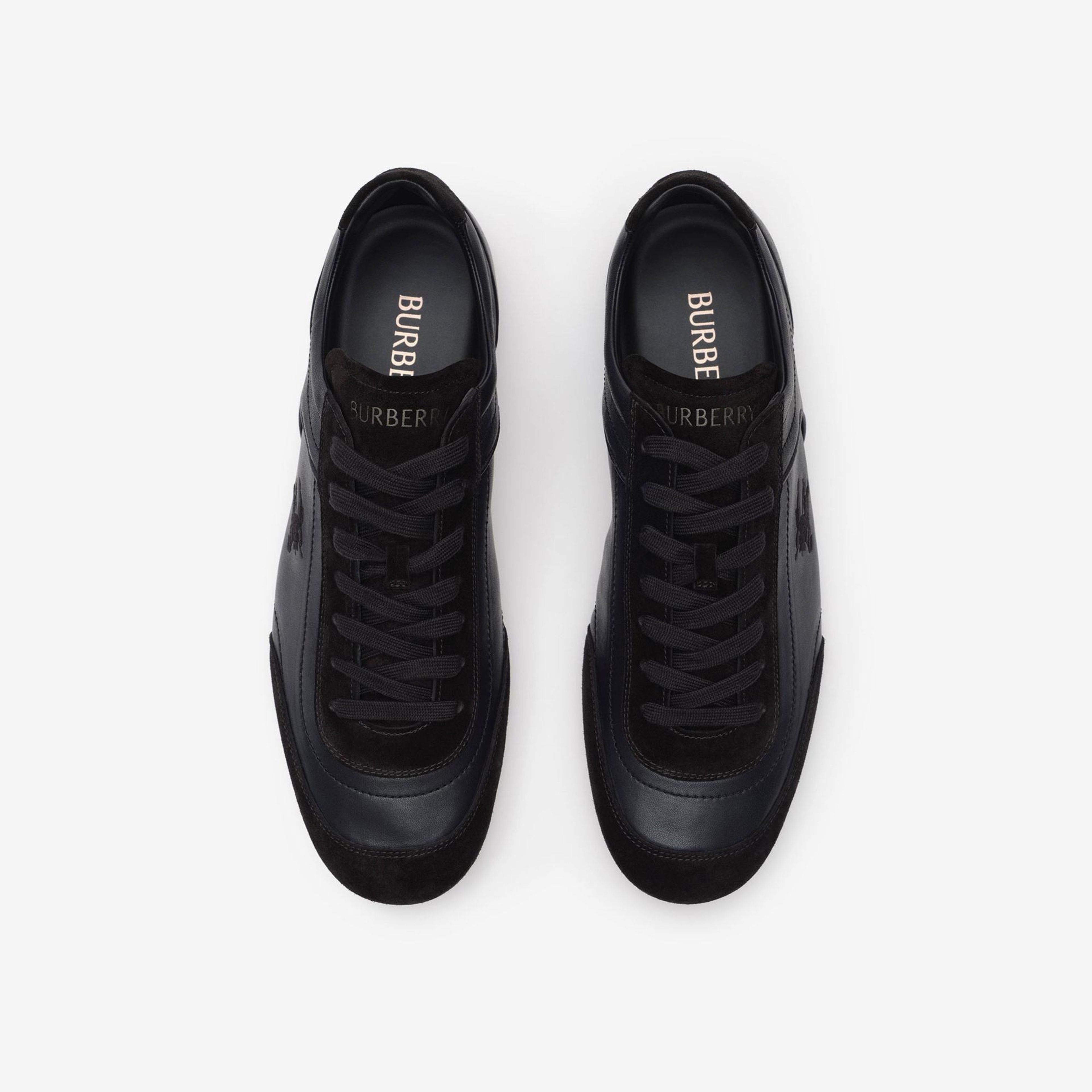 Burberry Leather Knight Runner Erkek Siyah Sneaker