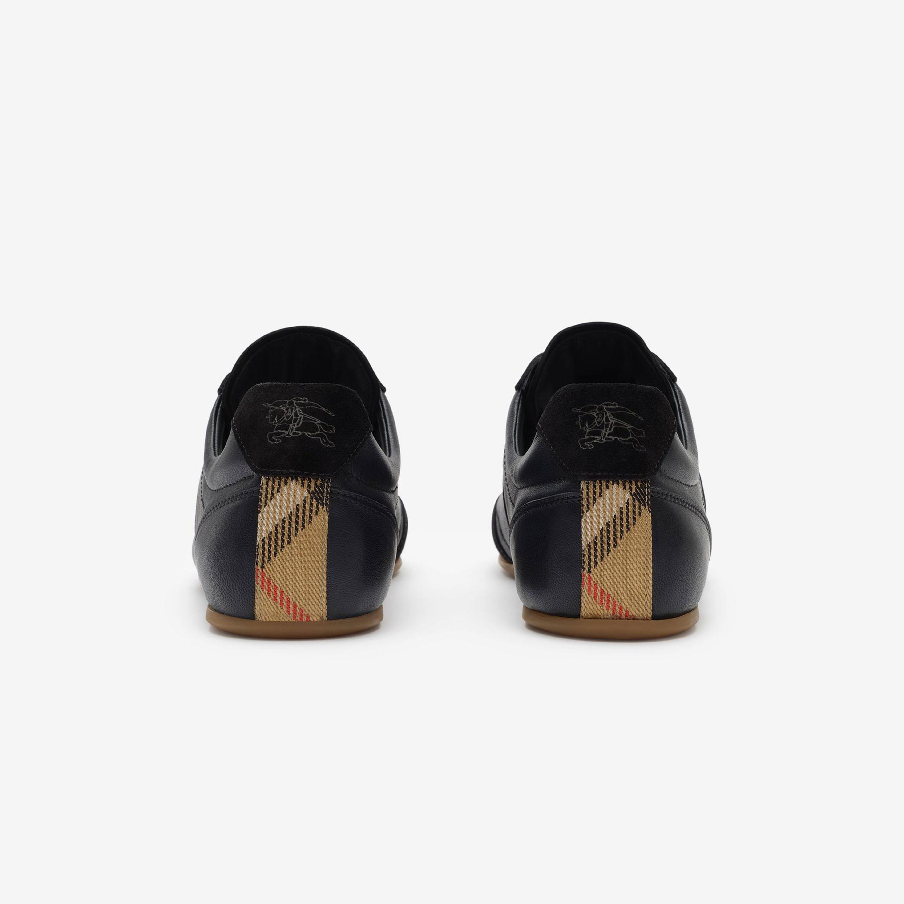 Burberry Leather Knight Runner Kadın Siyah Sneaker