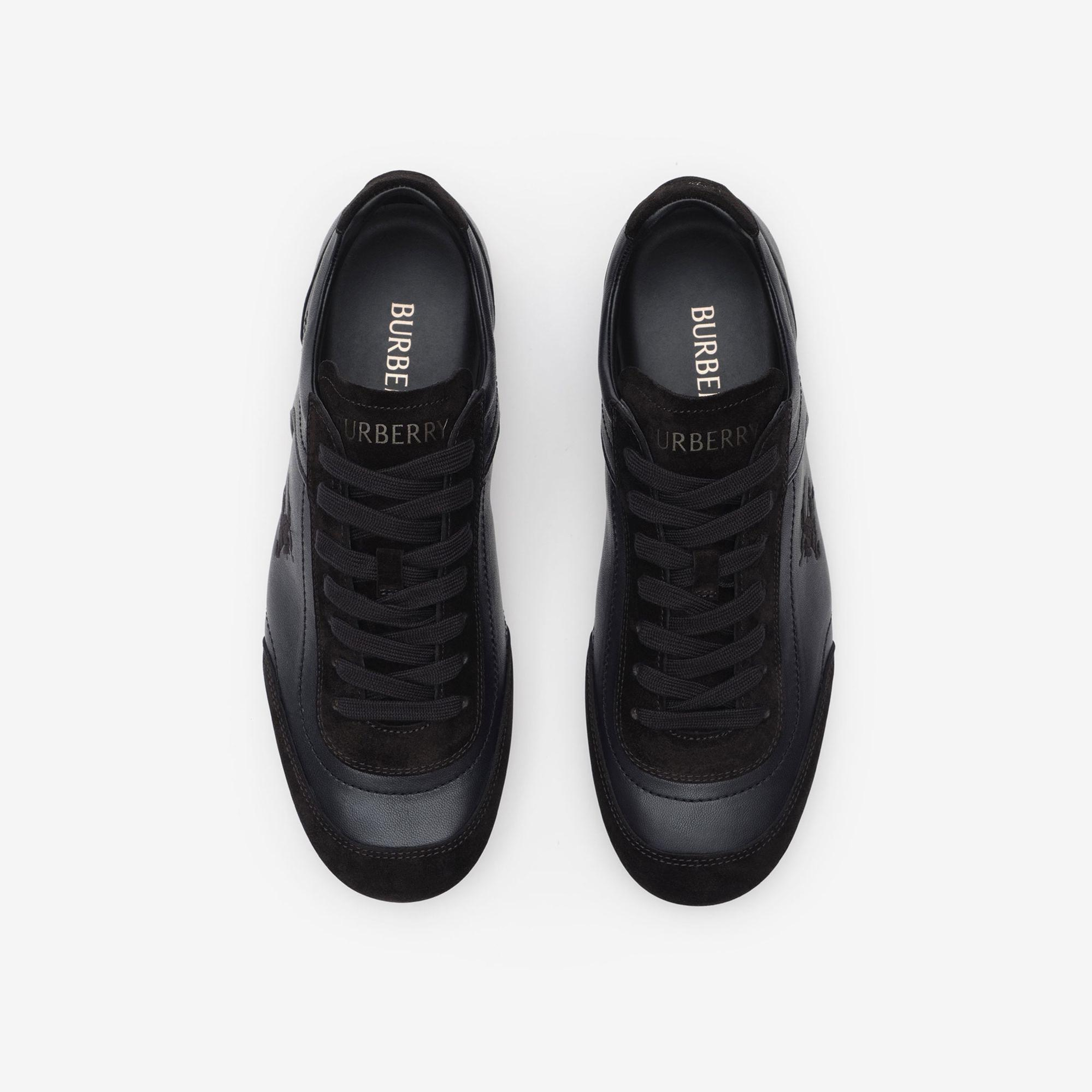 Burberry Leather Knight Runner Kadın Siyah Sneaker