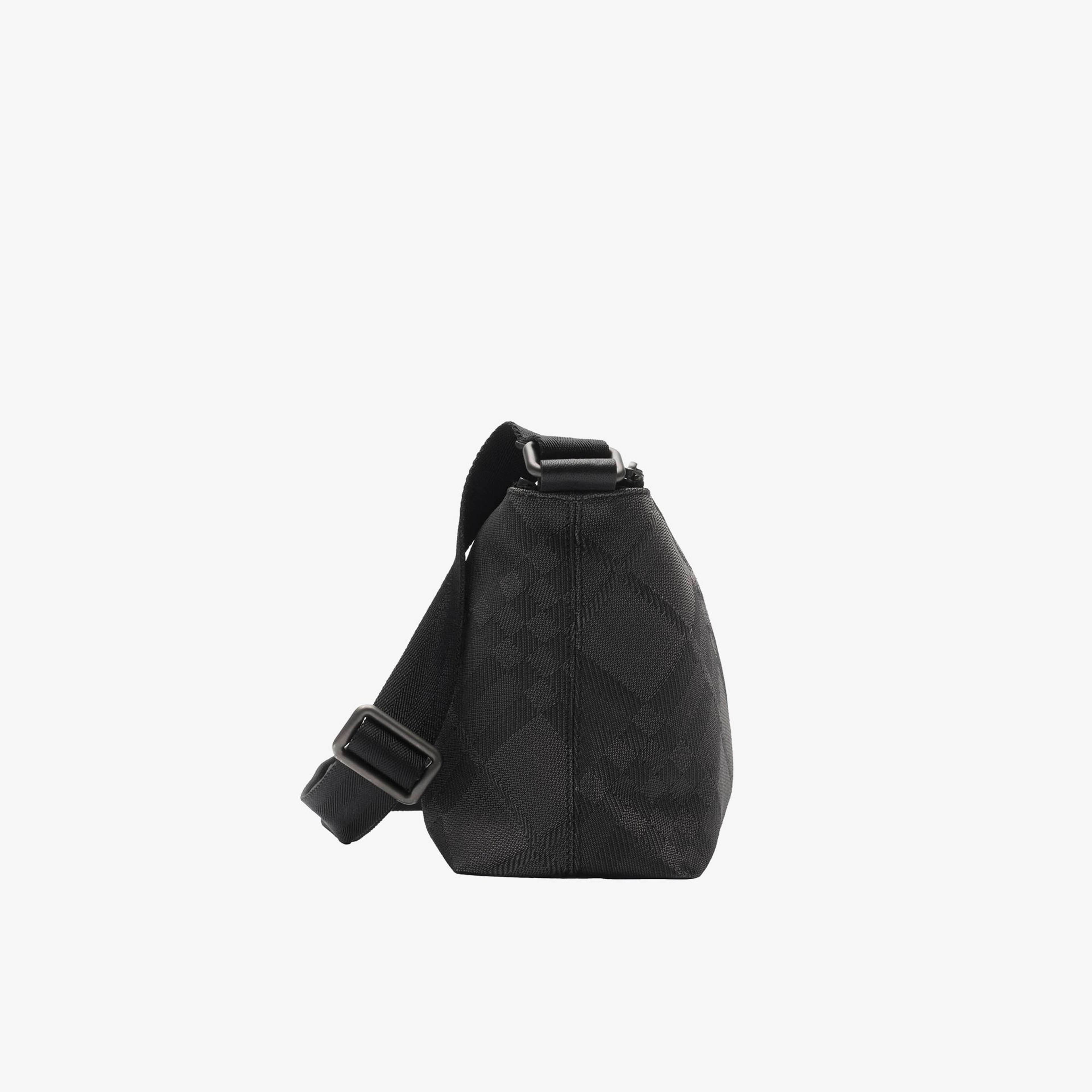 Burberry Chester Erkek Siyah Omuz Çantası