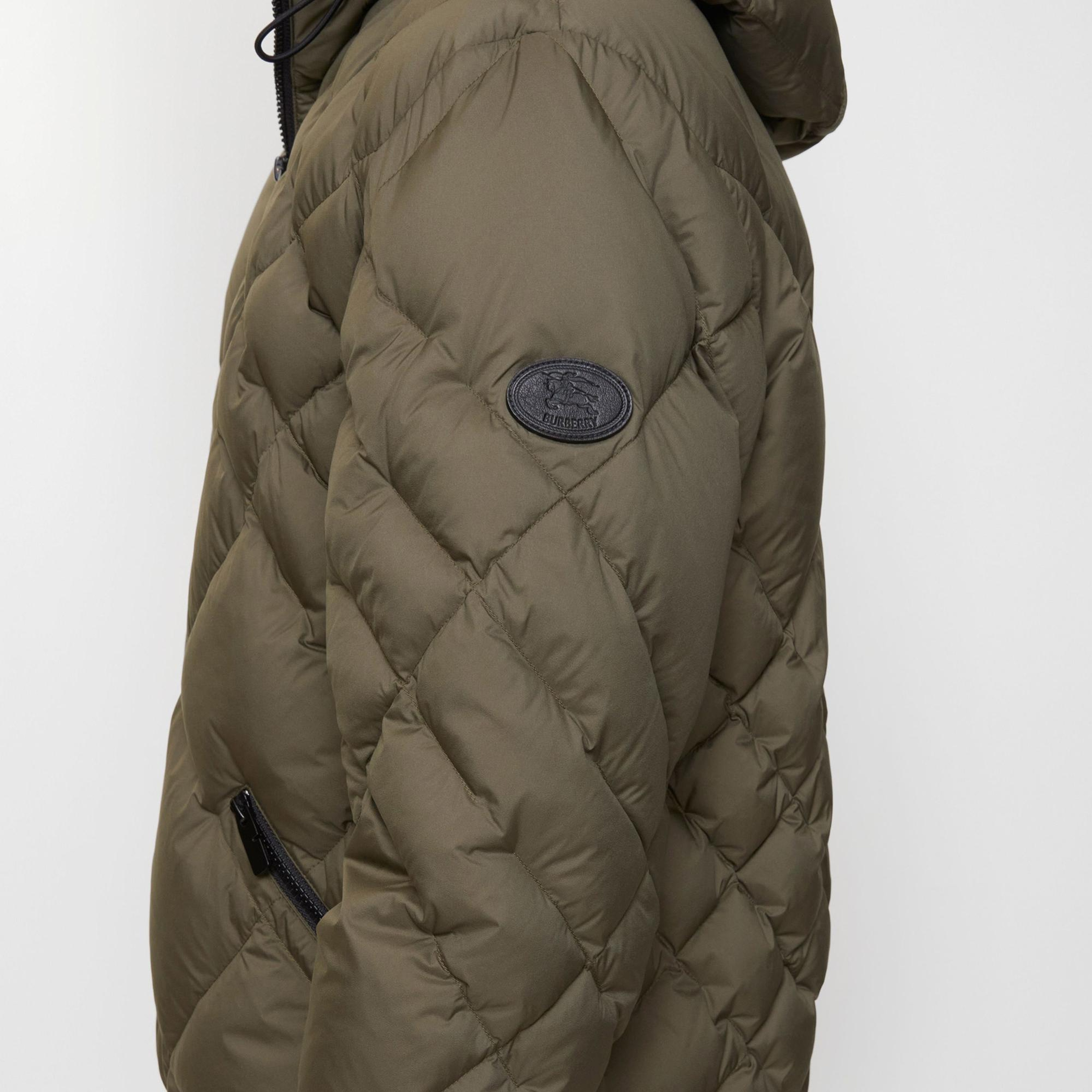 Burberry Check-Stitch Nylon Doversgreen Puffer Erkek Haki Mont