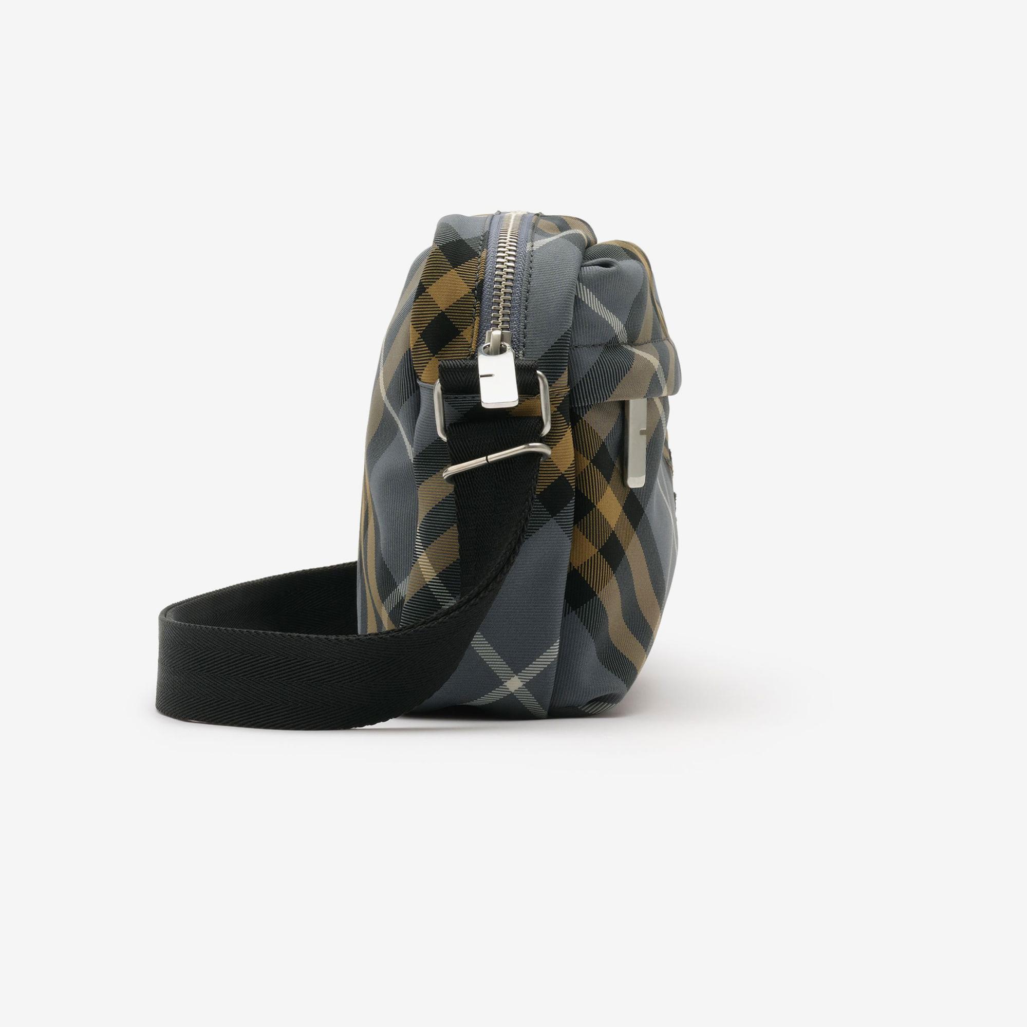 Burberry Small Check Crossbody Erkek Mavi Omuz Çantası