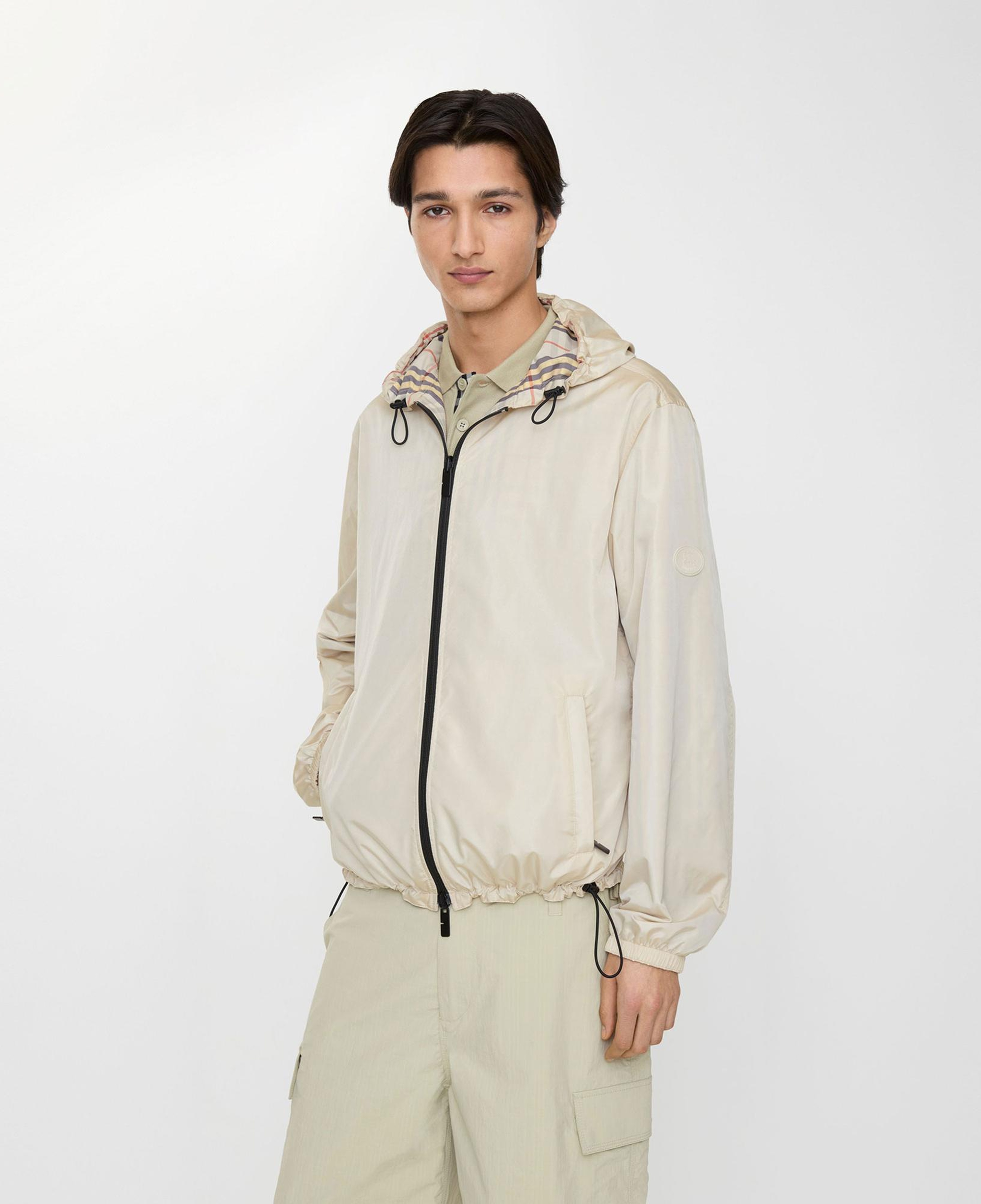 Burberry Reversible Check Hooded Erkek Bej Mont