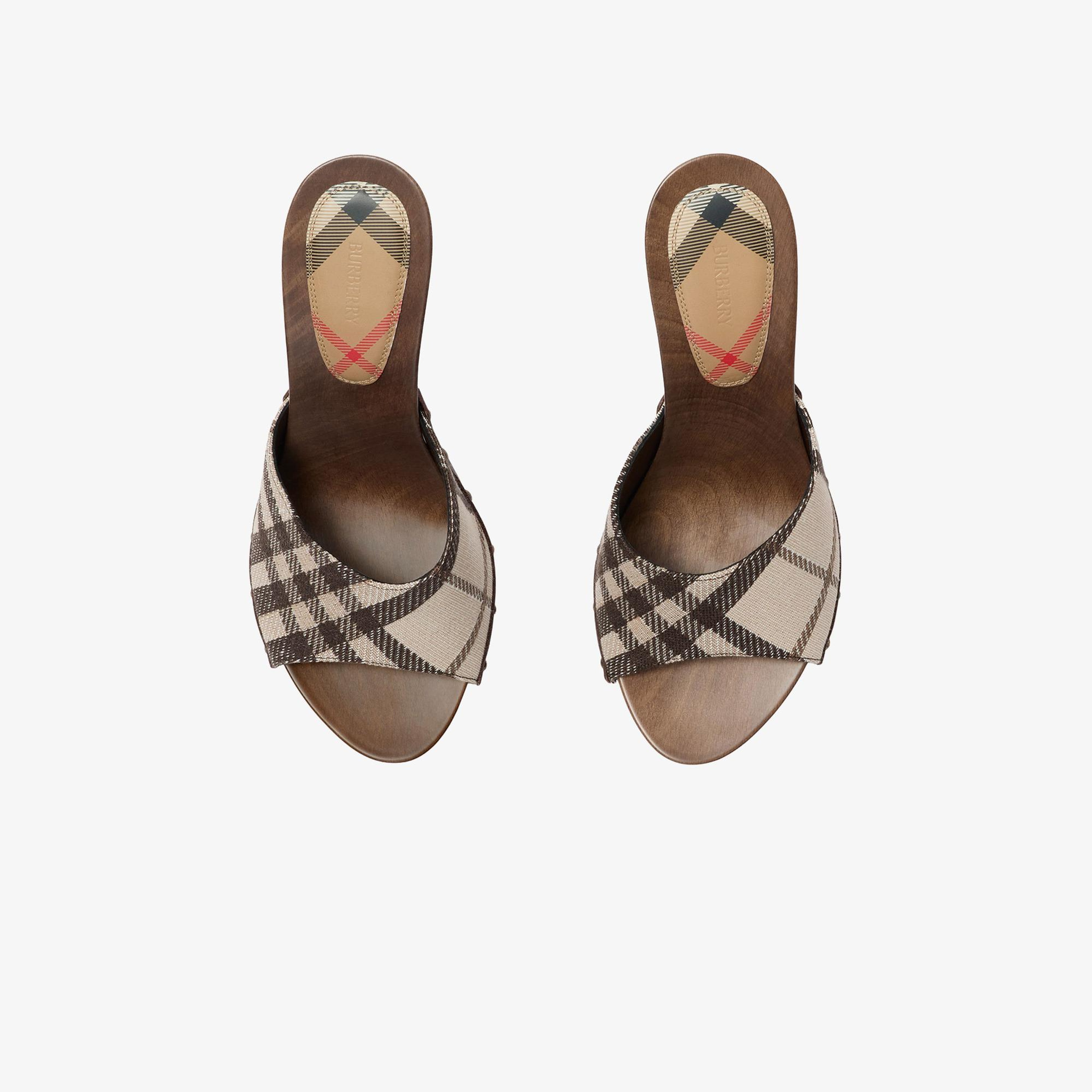 Burberry Check Potter Kadın Bej Sandalet