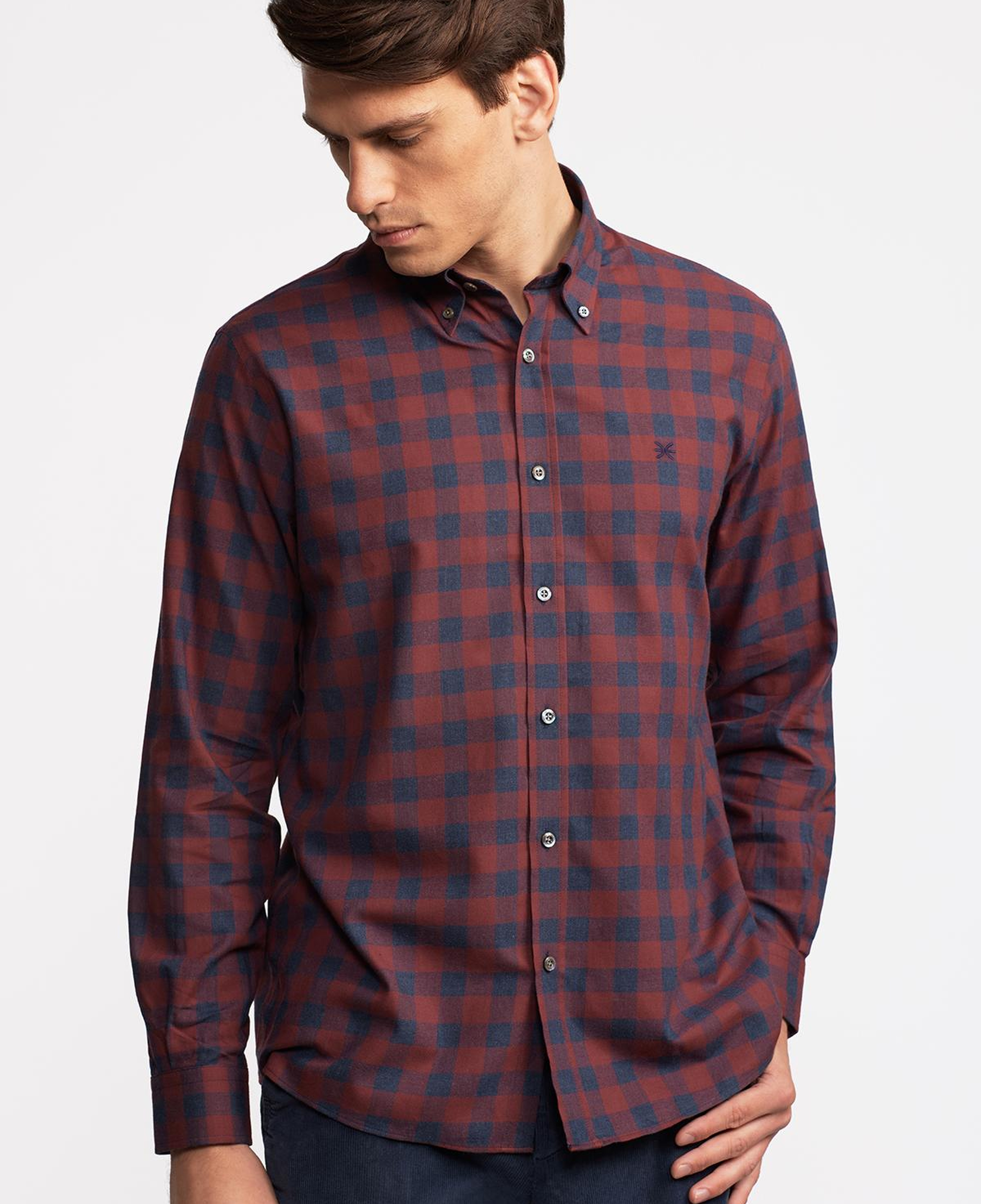 Erkek Kırmızı Cooper Fit Düğmeli Yaka Ekoseli Spor Gömlek