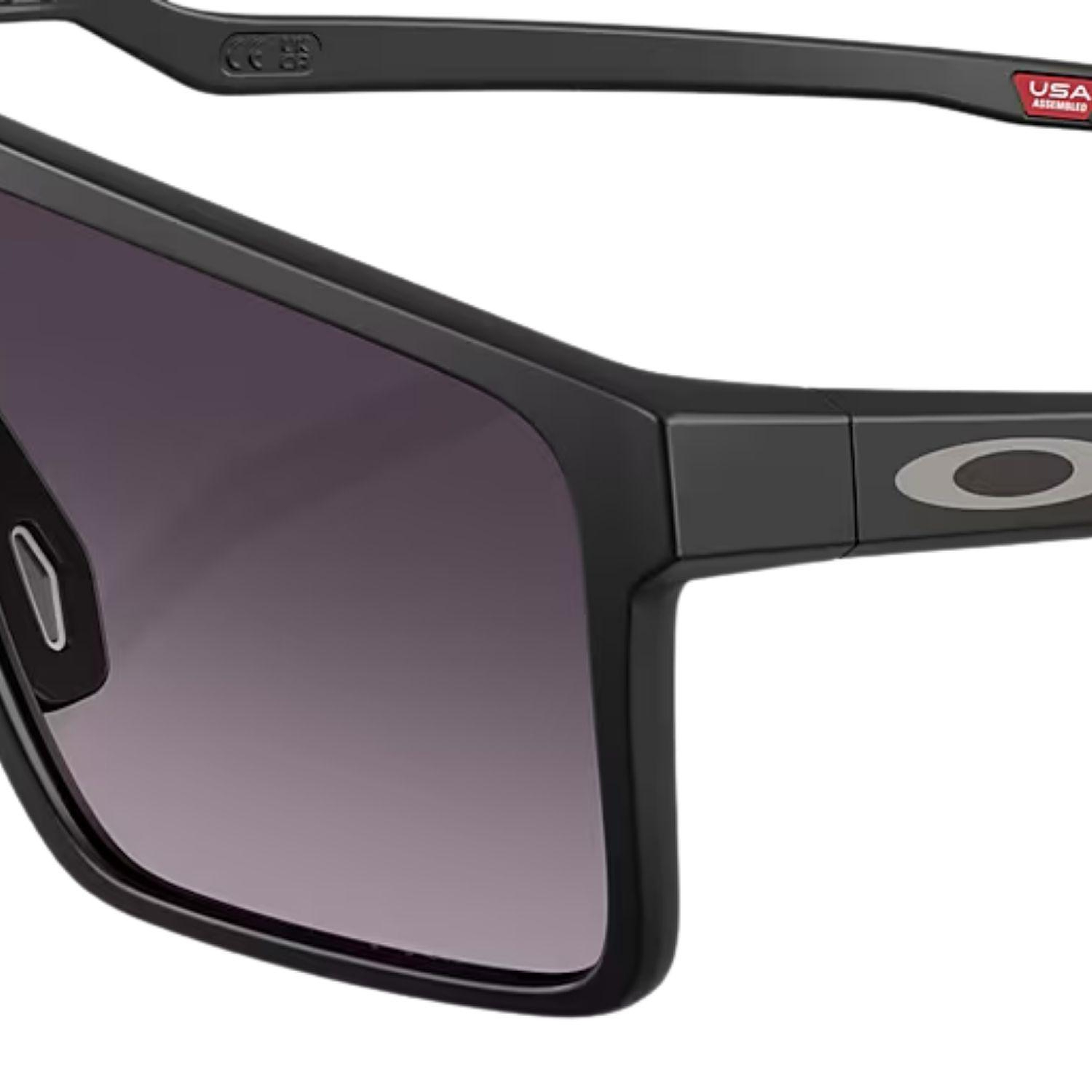 Oakley Helux Erkek Siyah Gözlük