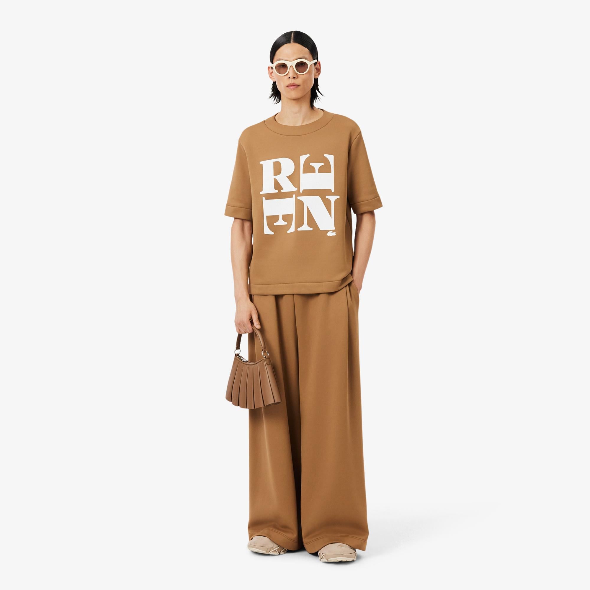 Lacoste Runway Unisex Relaxed Fit Bisiklet Yaka Baskılı Kahverengi T-Shirt