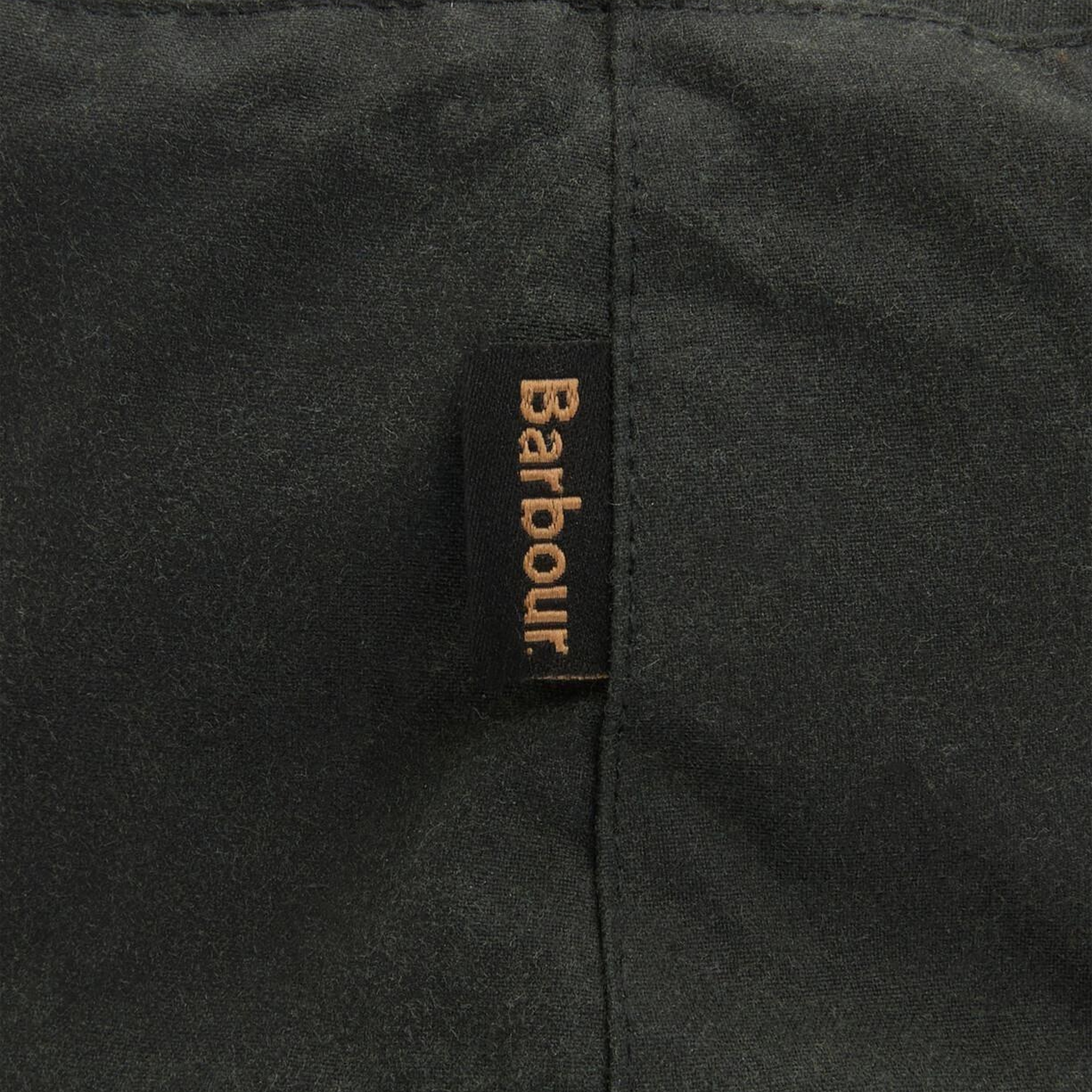Barbour Field Yağlı Bucket Şapka