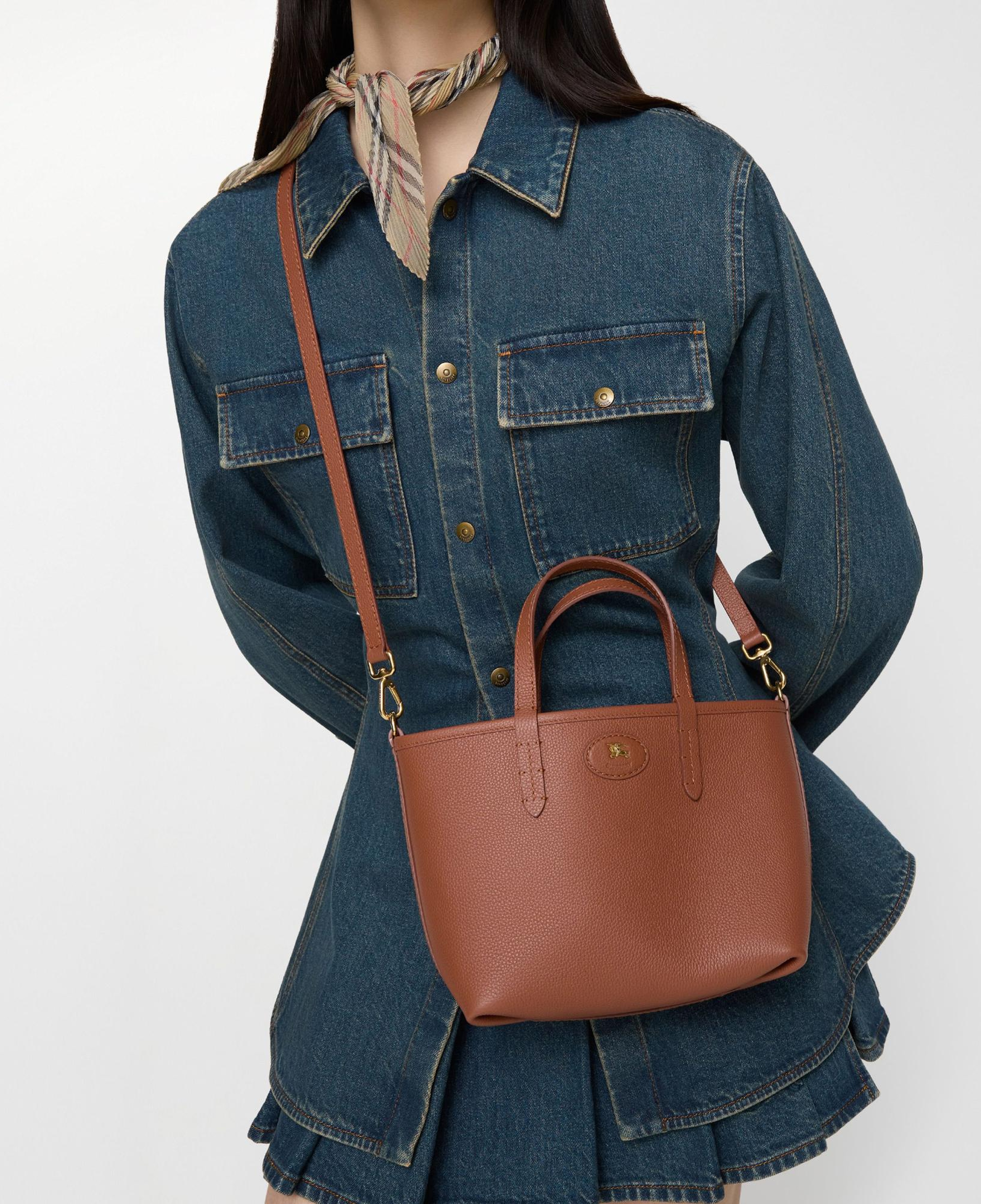 Burberry Reversıble Tote Kadın Kahverengi El Çantası