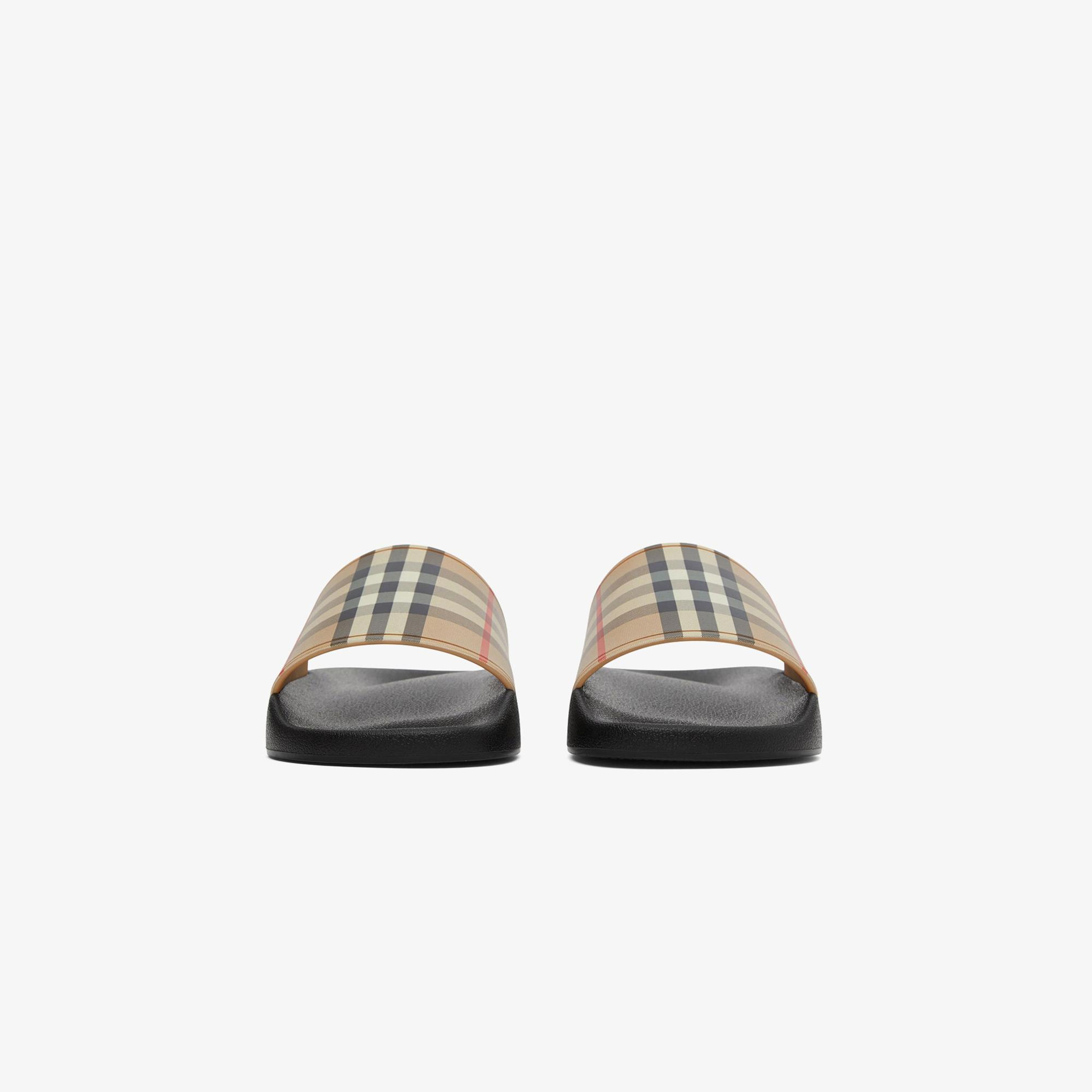 Burberry Furley Vintage Kadın Bej Terlik