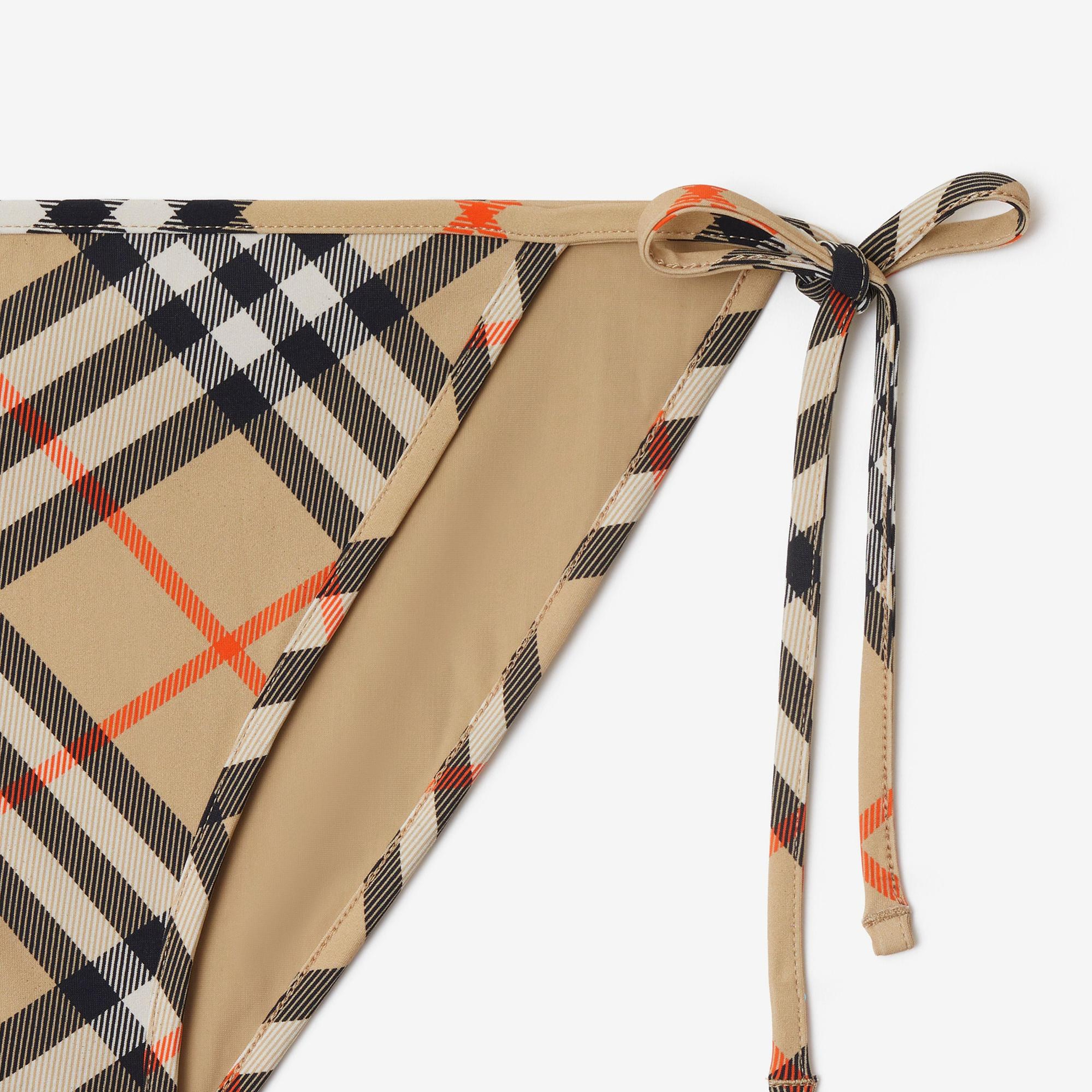 Burberry Kadın Bej Bikini Altı