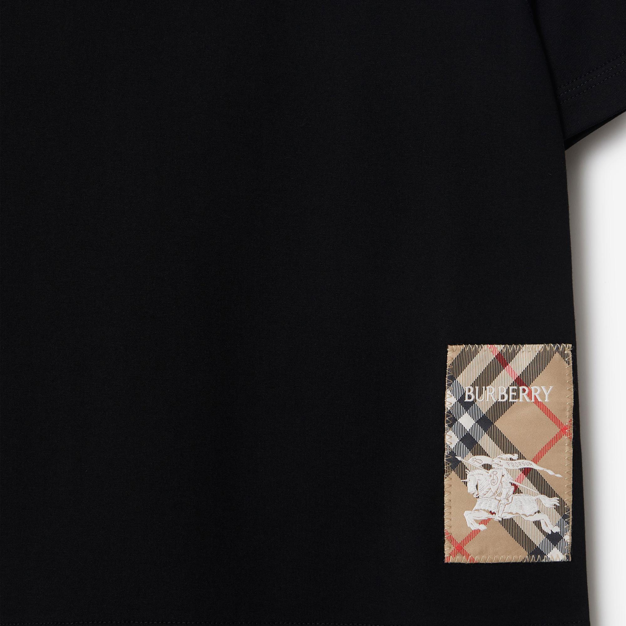 Burberry Cedar Check Label Cotton Çocuk Siyah T-Shirt