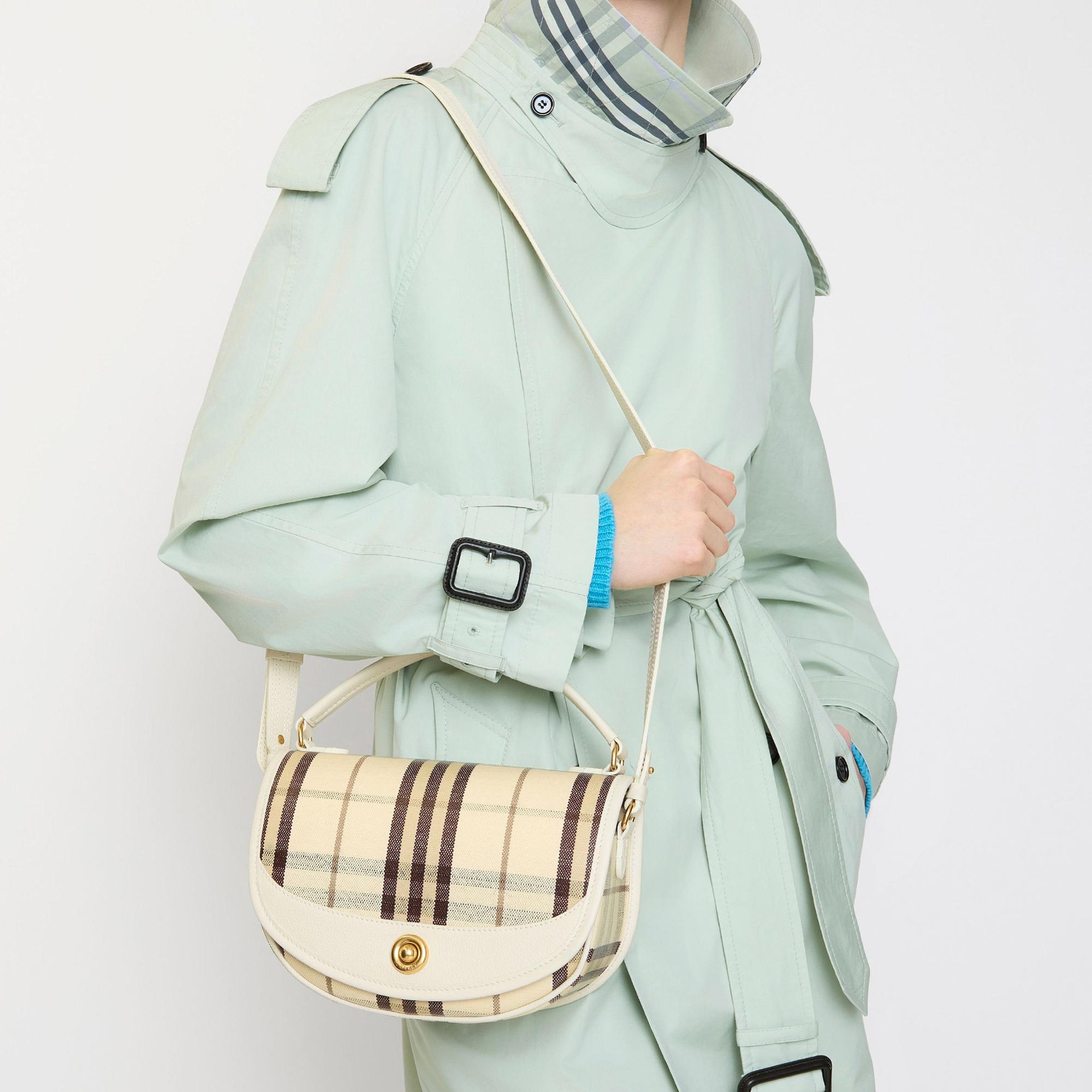 Burberry Hıghlands Kadın Bej El Çantası