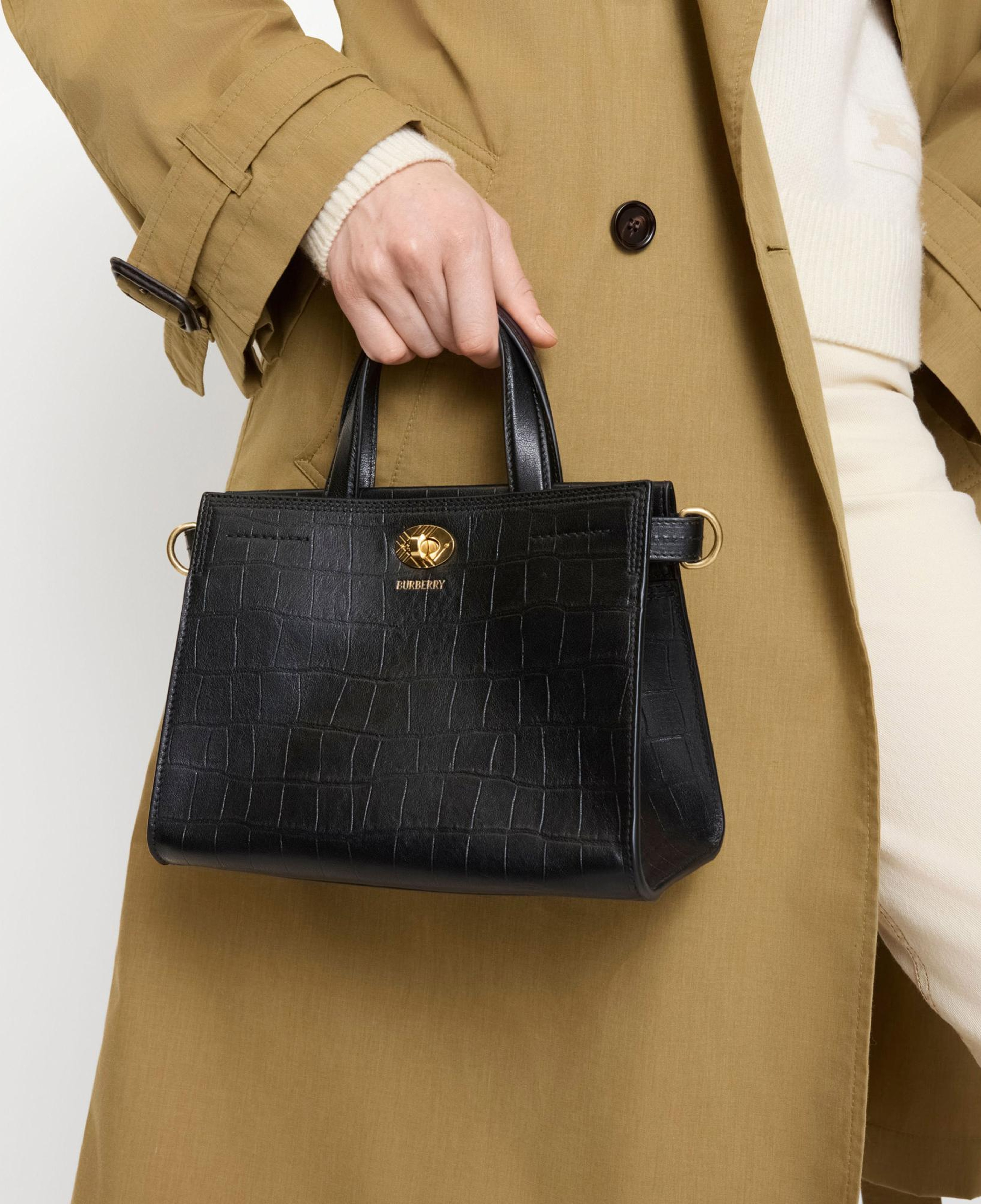 Burberry Tote Kadın Siyah El Çantası