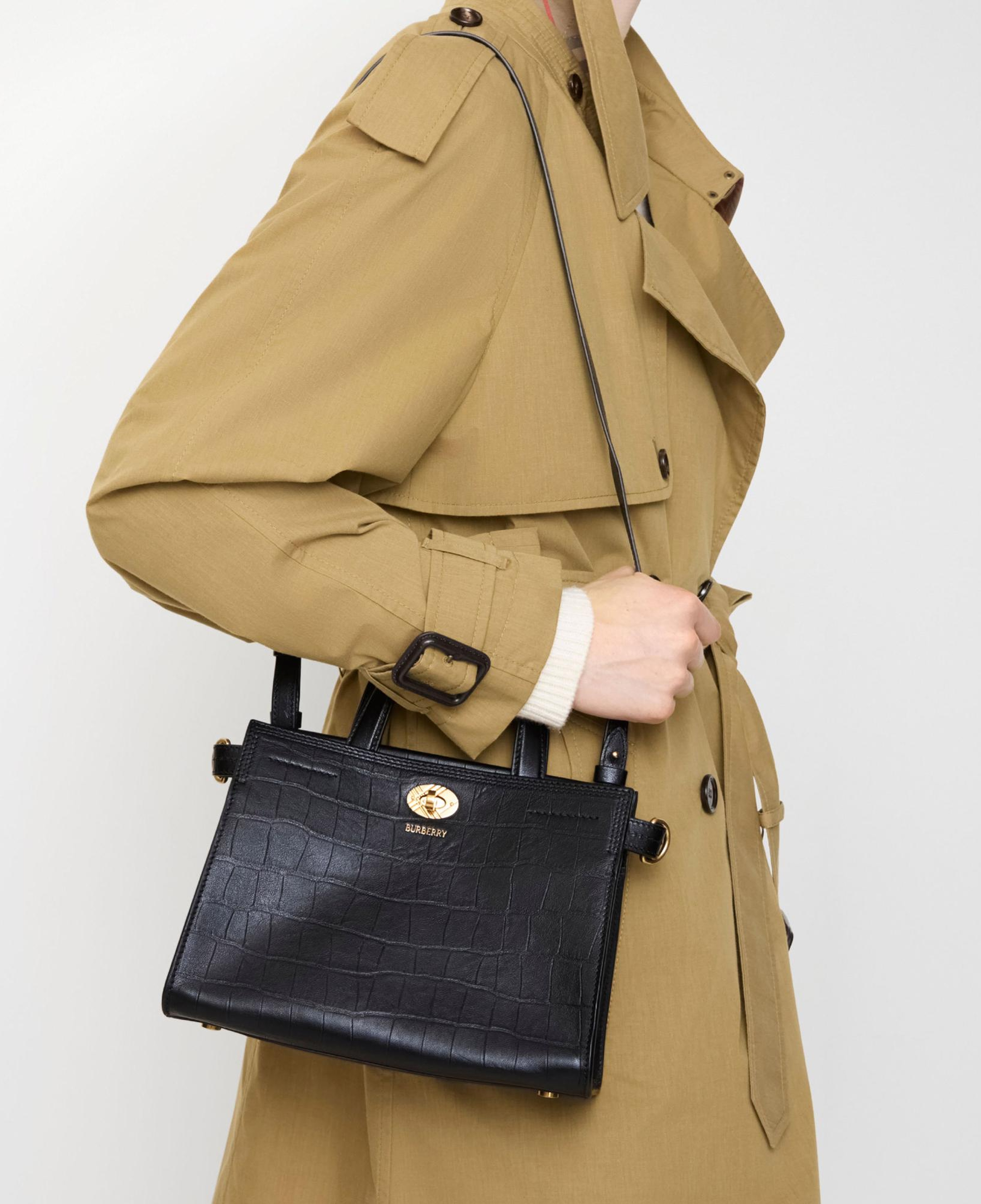 Burberry Tote Kadın Siyah El Çantası