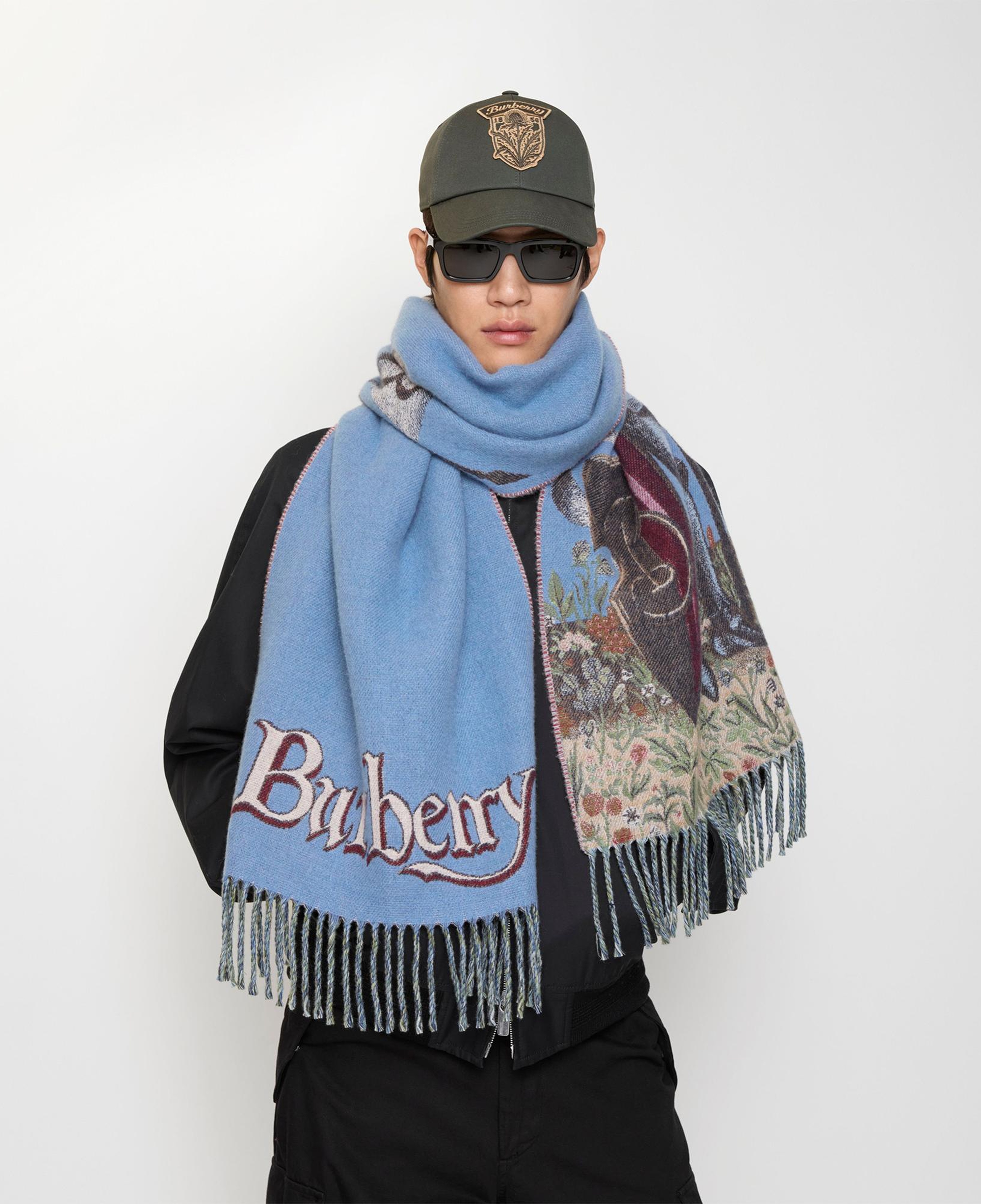 Burberry Gentle Knıght Cash Kadın Mavi Atkı