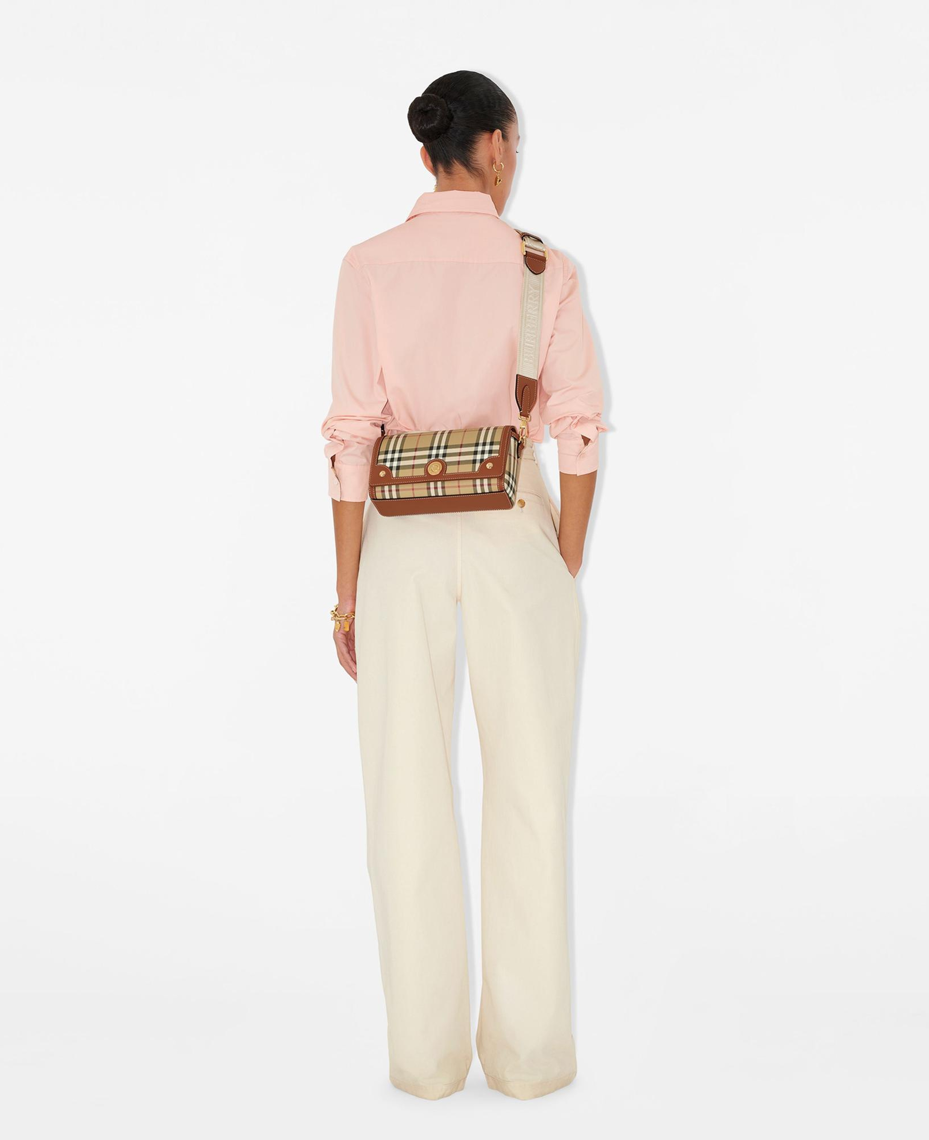 Burberry Note Kadın Bej El Çantası