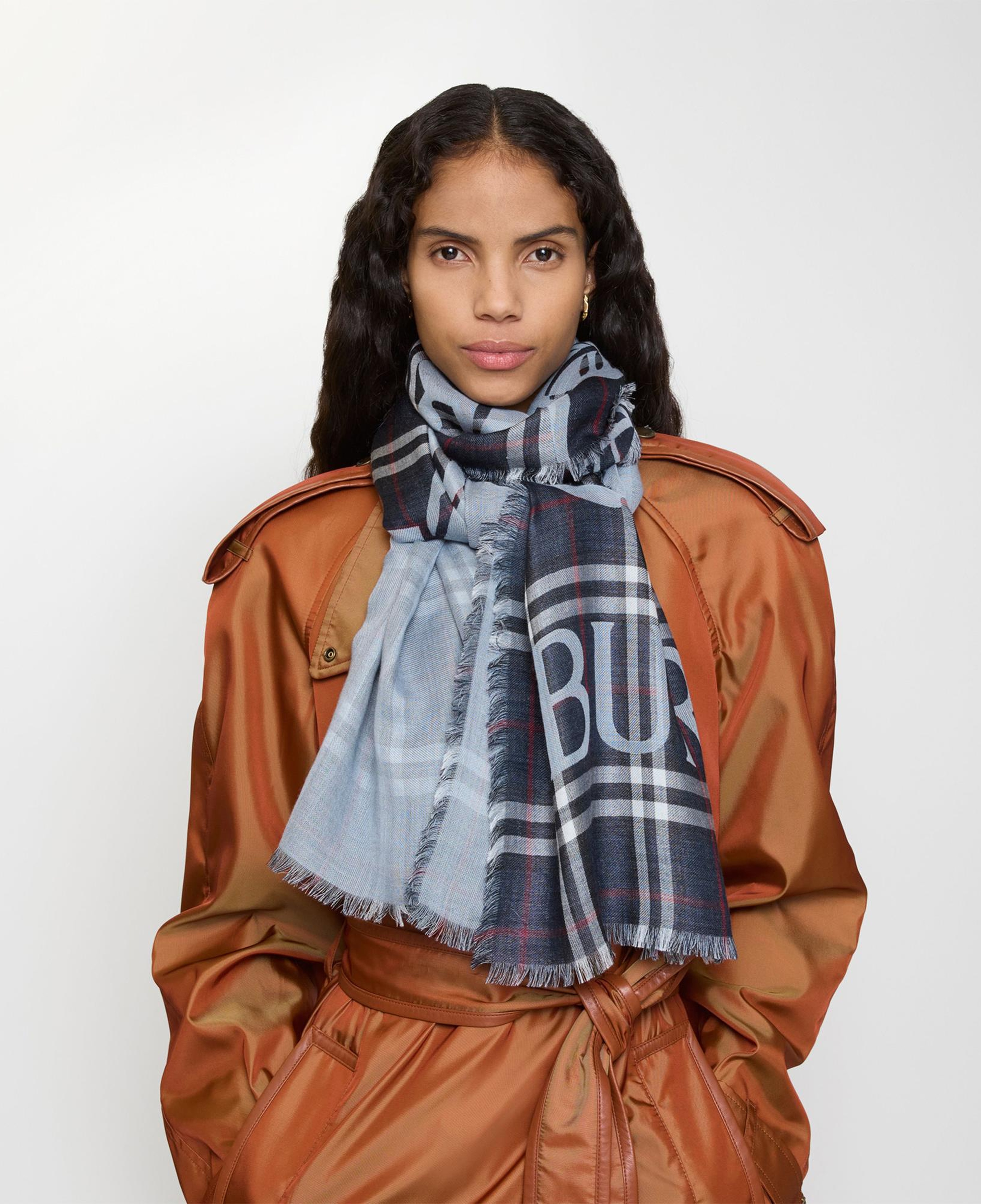 Burberry 200X70 Ekd Check Kadın Lacivert Atkı