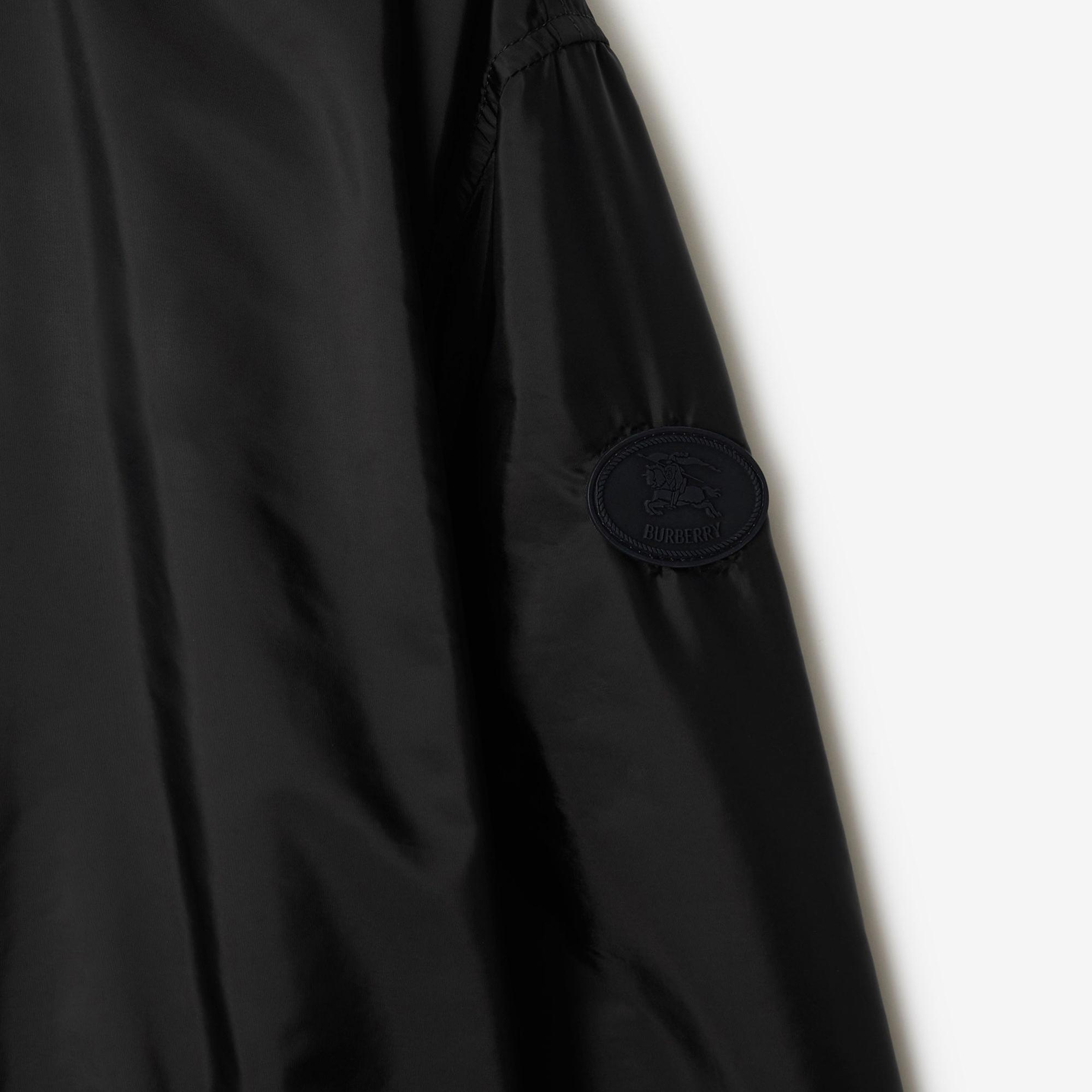 Burberry Kadın Siyah Mont