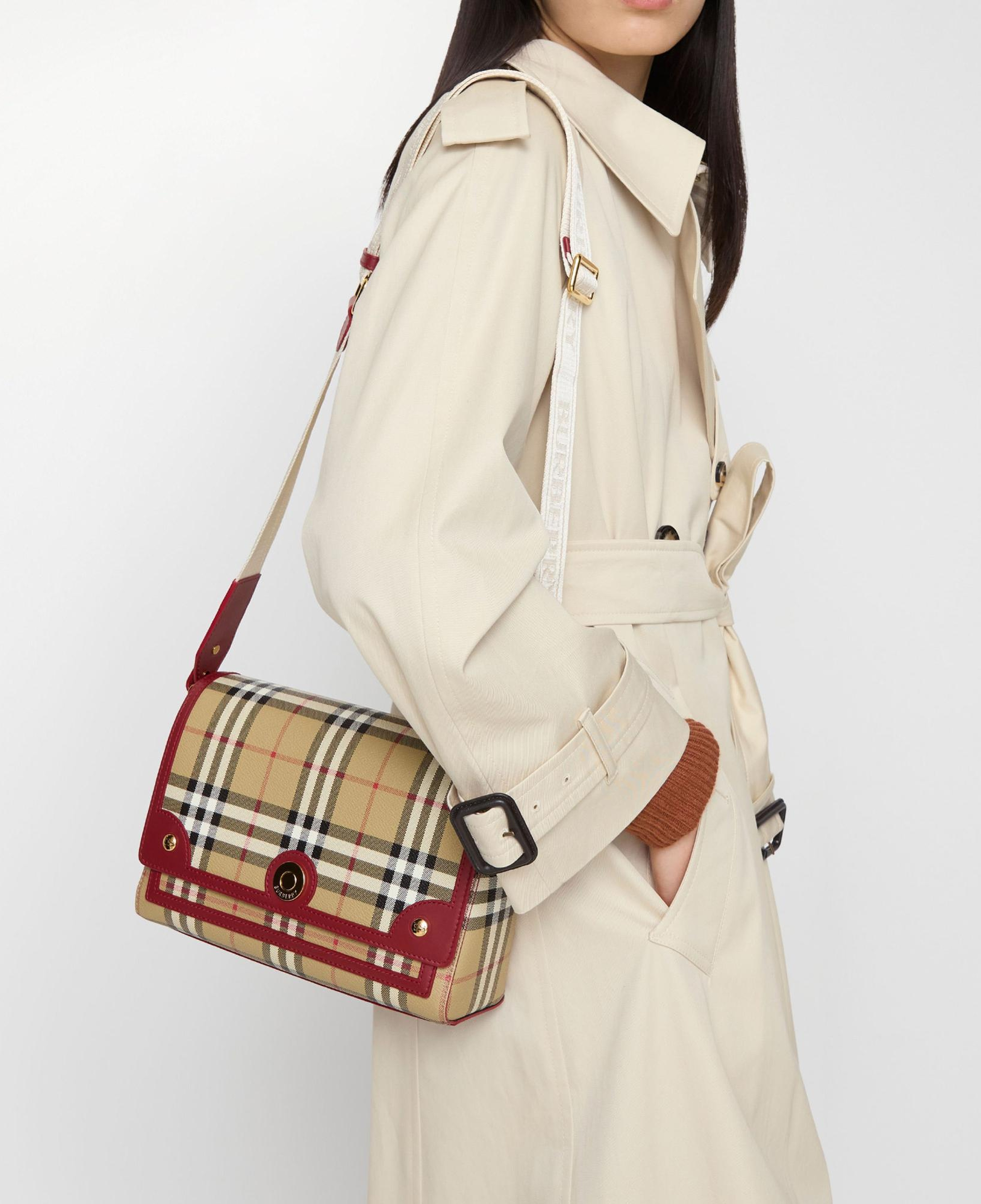 Burberry Note Kadın Bej Omuz Çantası