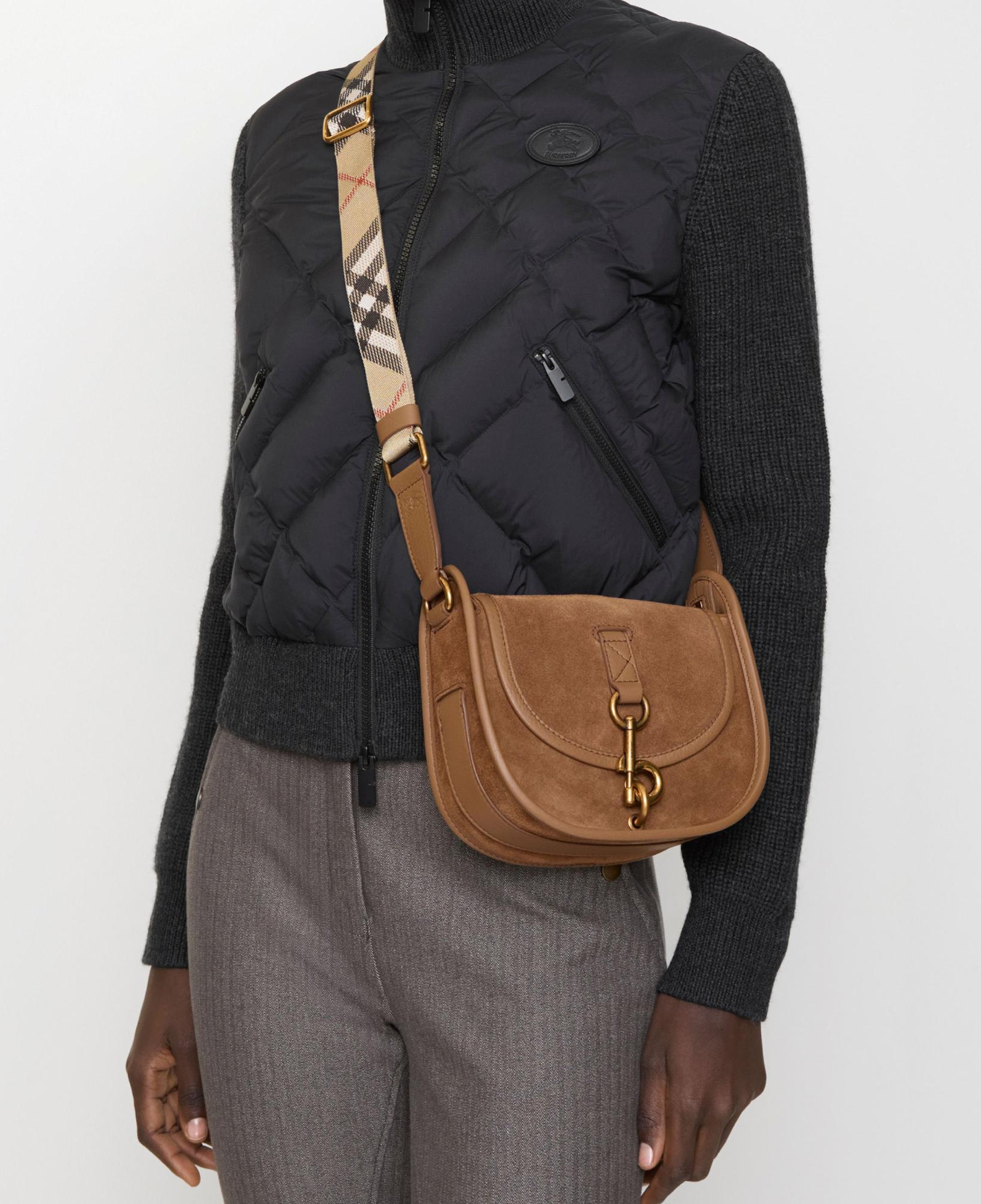 Burberry B Clıp Messenger Kadın Kahverengi Çapraz Çanta