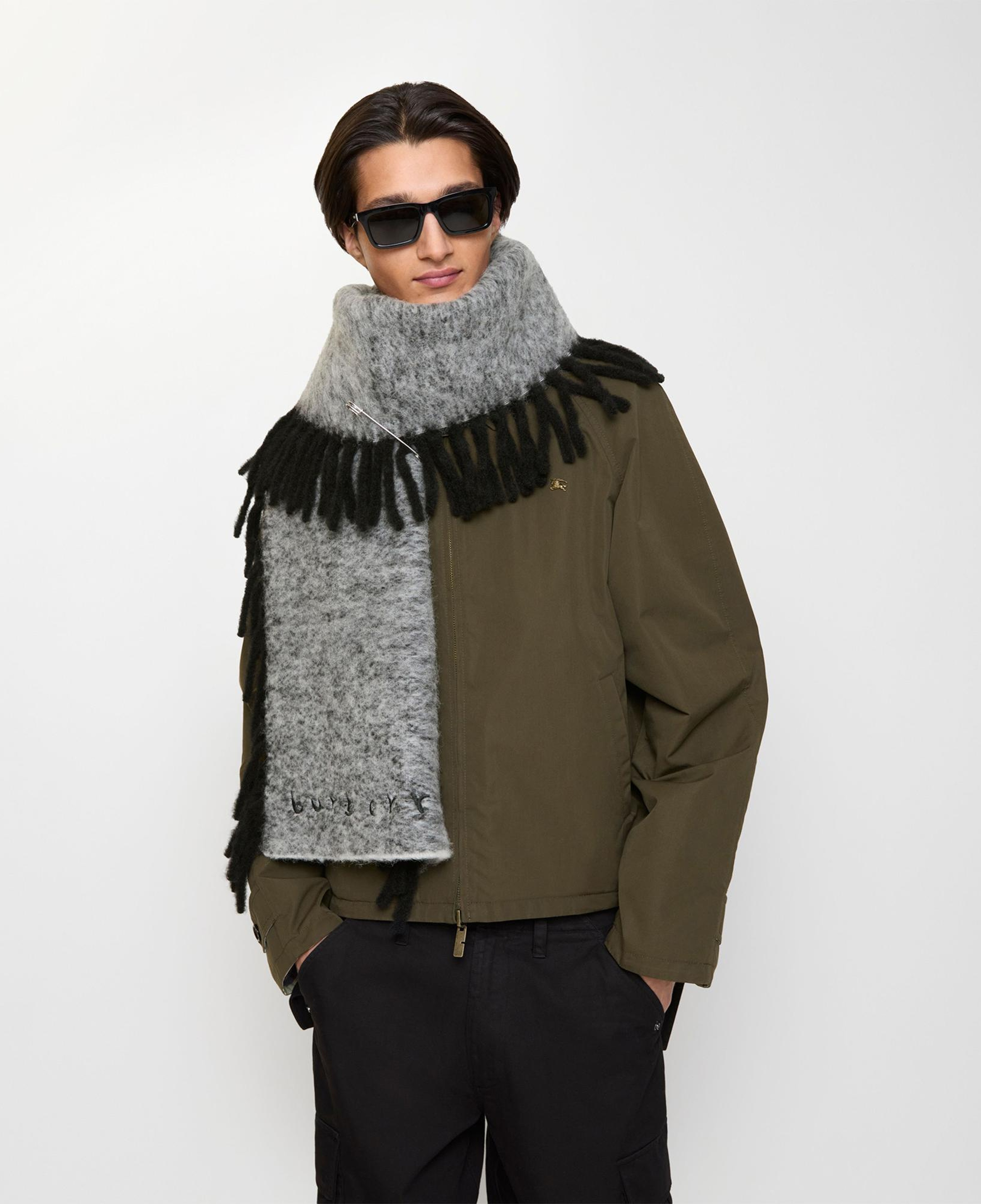 Burberry Alpaca Happy Kadın Gri Atkı