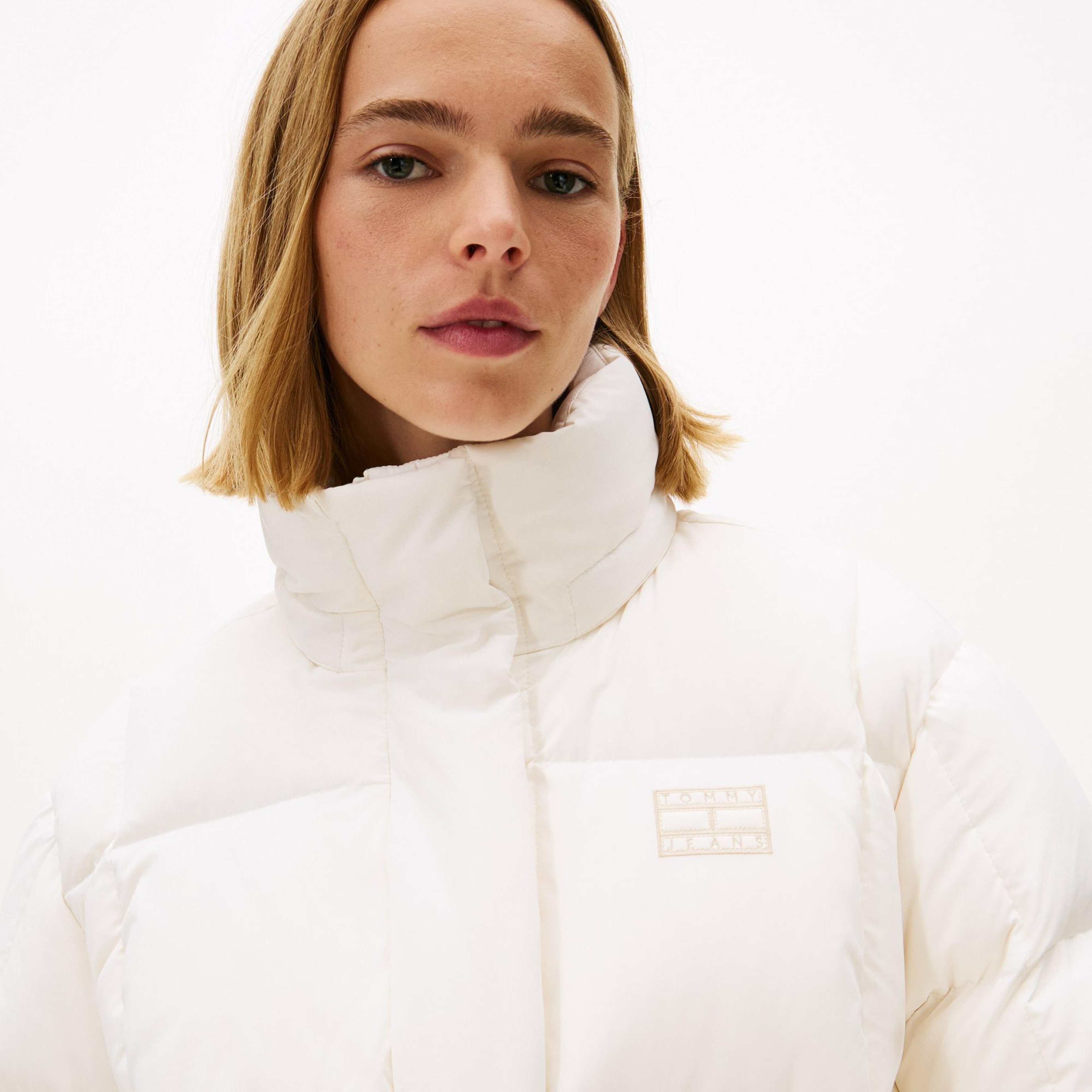 Tommy Jeans Alaska d Kadın Puffer Beyaz Mont