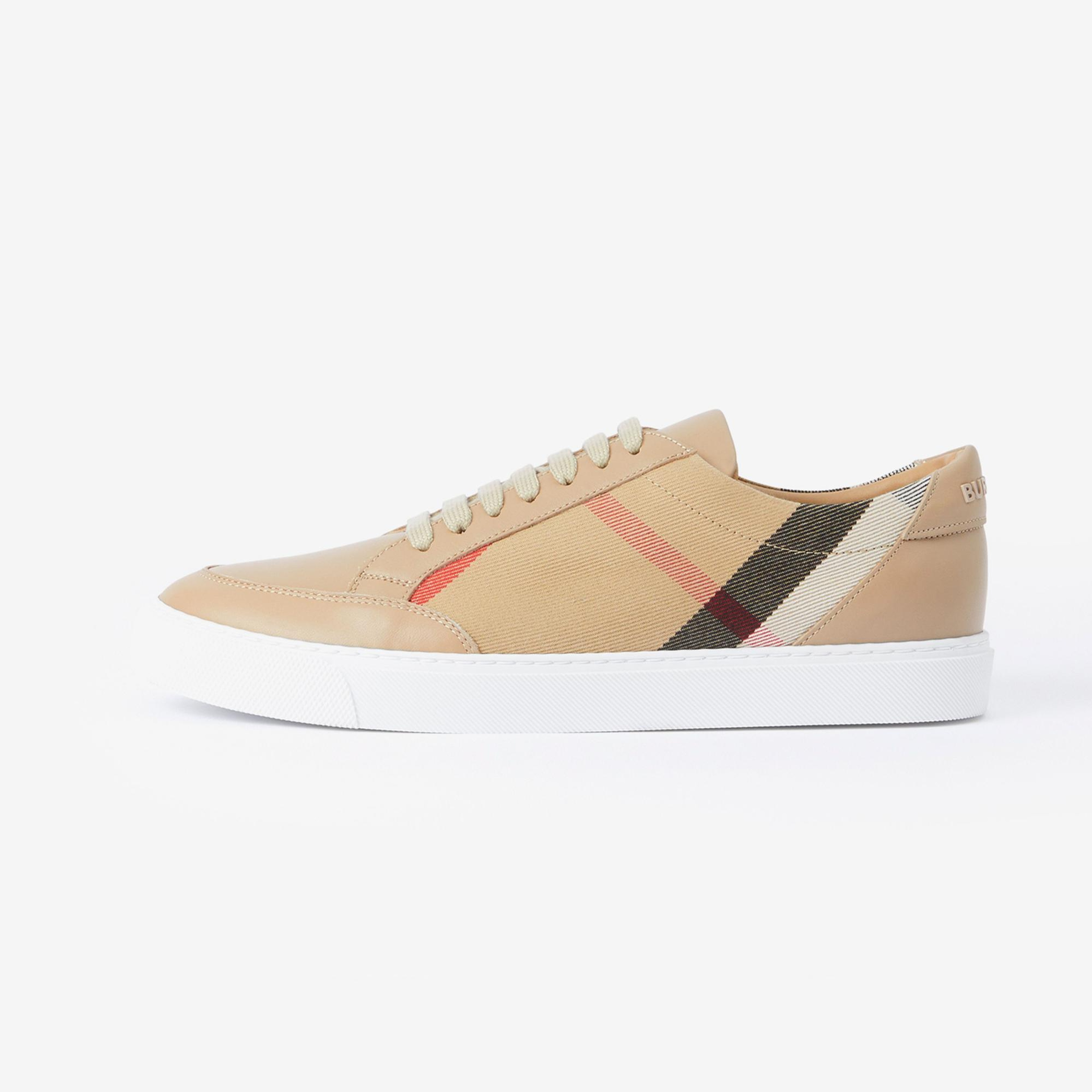 Burberry New Salmond House And Leather Kadın Bej Sneaker