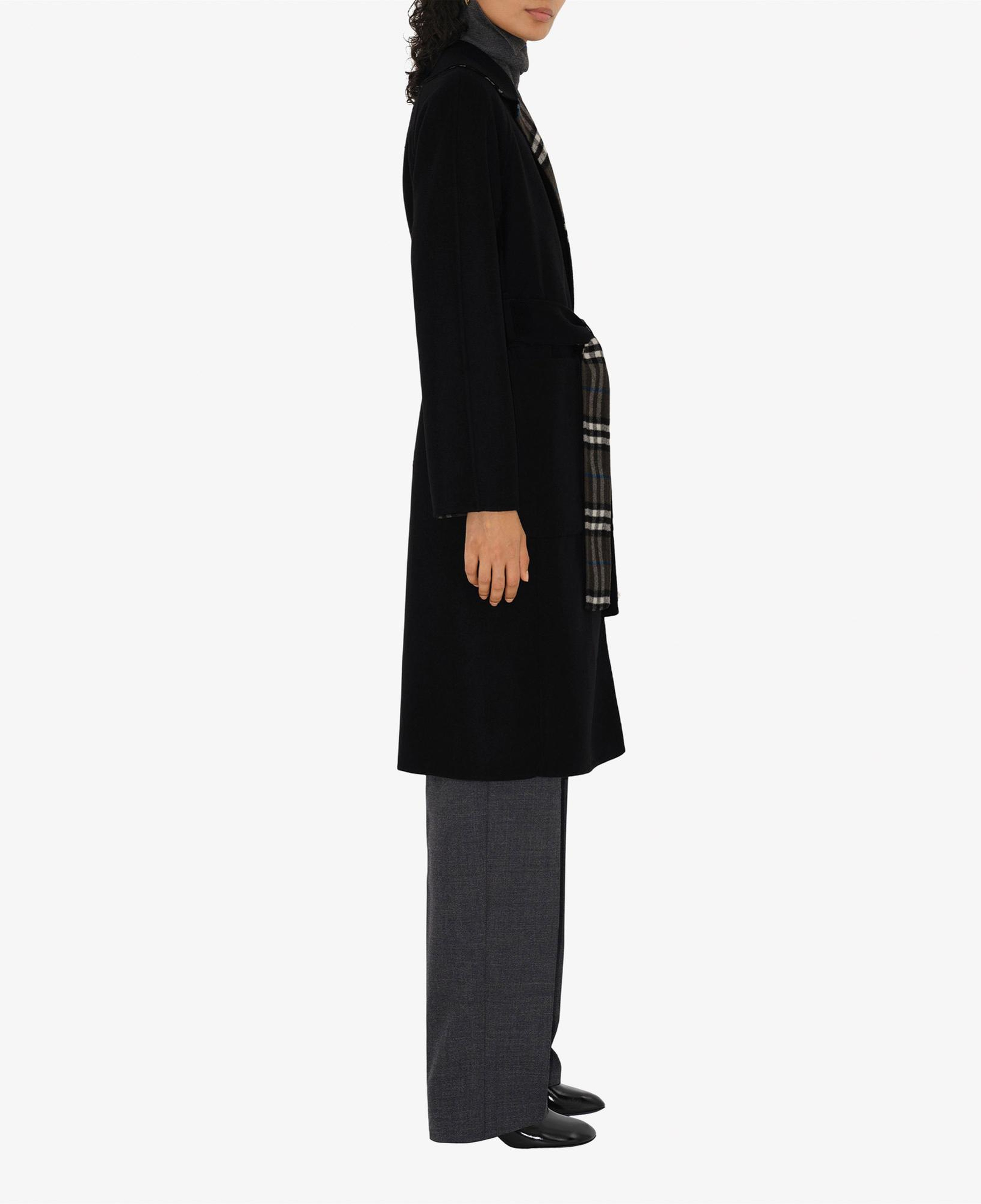 Burberry Giu Reversible Wool Wrap Kadın Siyah Palto