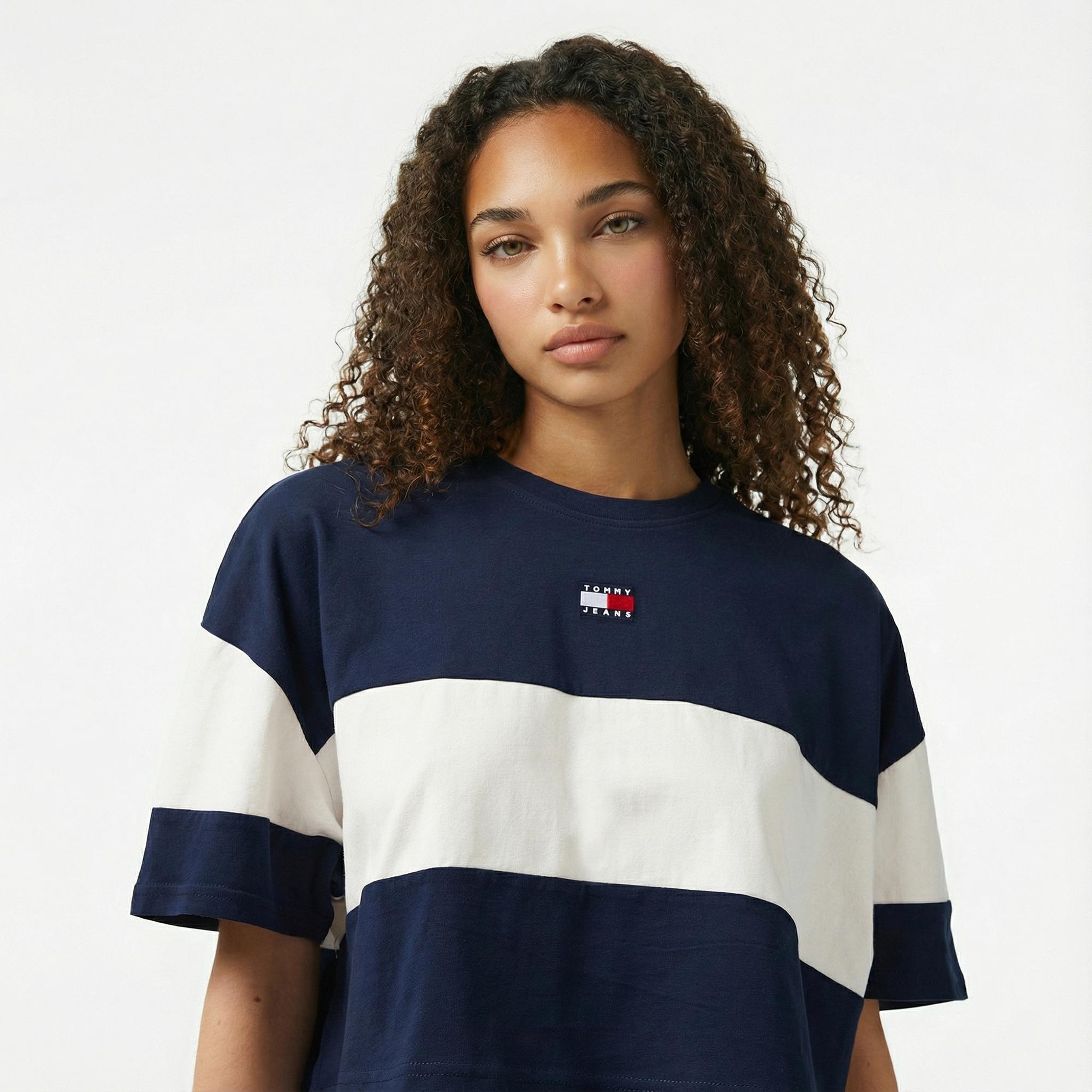 Tommy Hilfiger Badge Kadın Lacivert T-Shirt