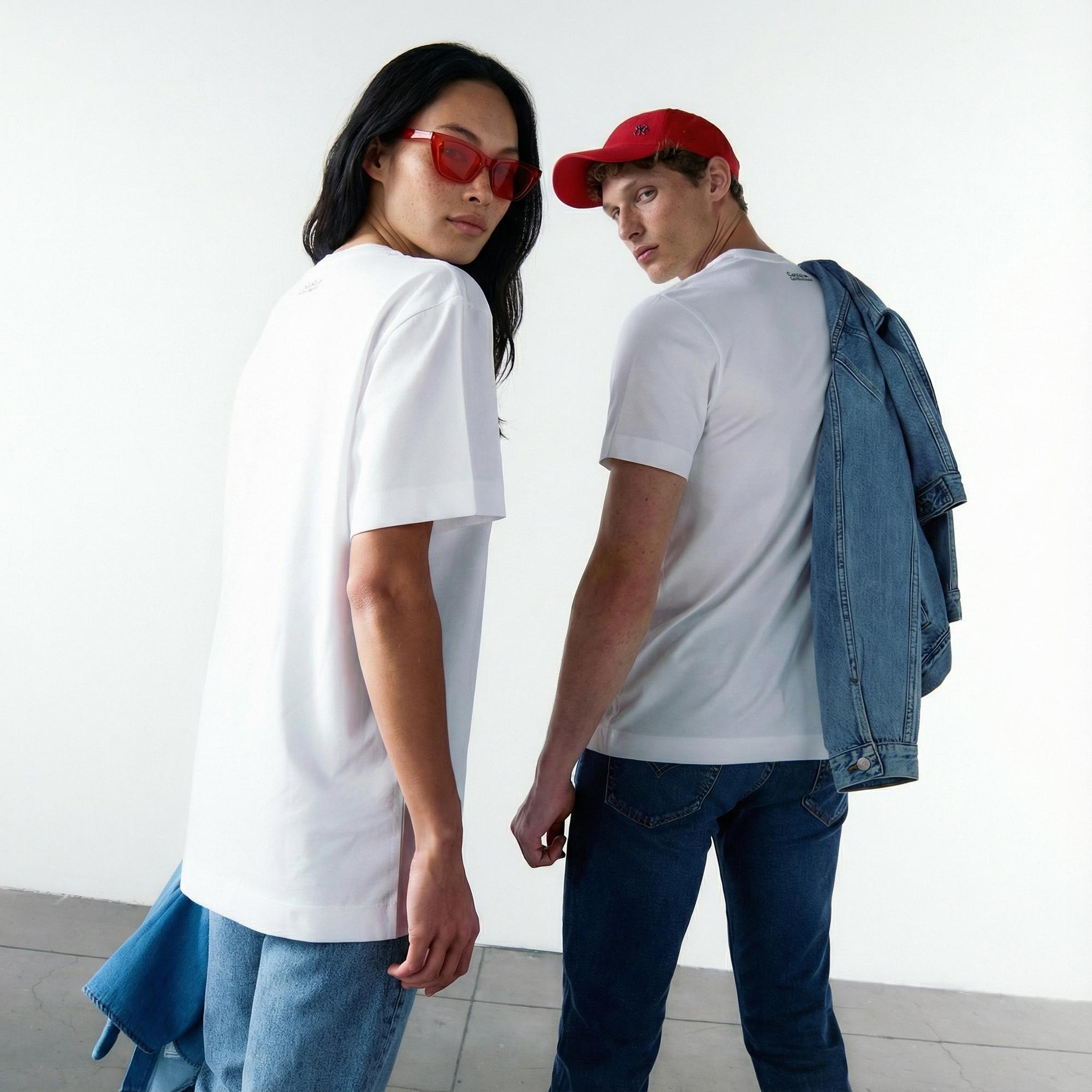 FashFed Unisex Beyaz T-Shirt