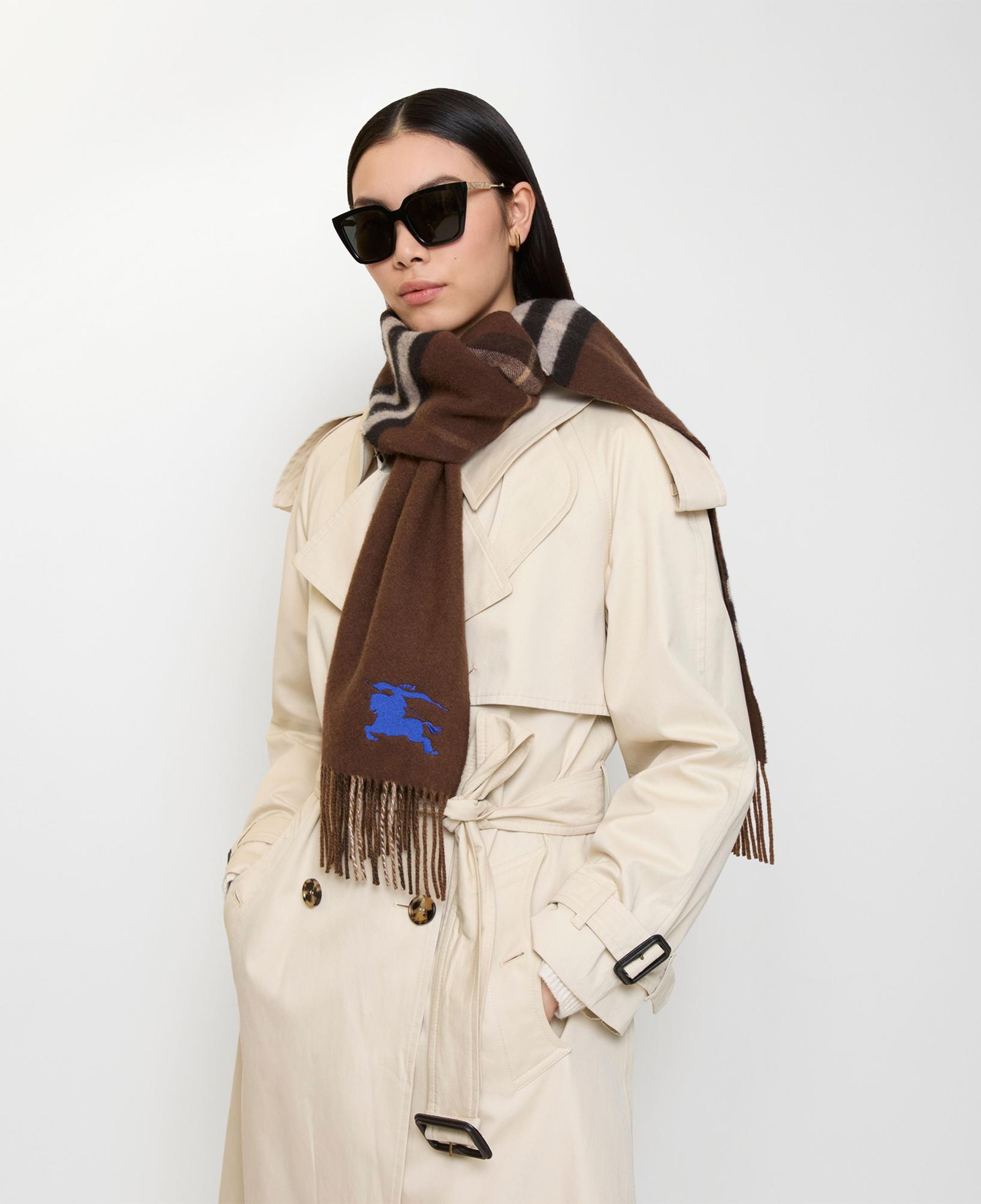 Burberry Ekd Jacq Kadın Kahverengi Atkı