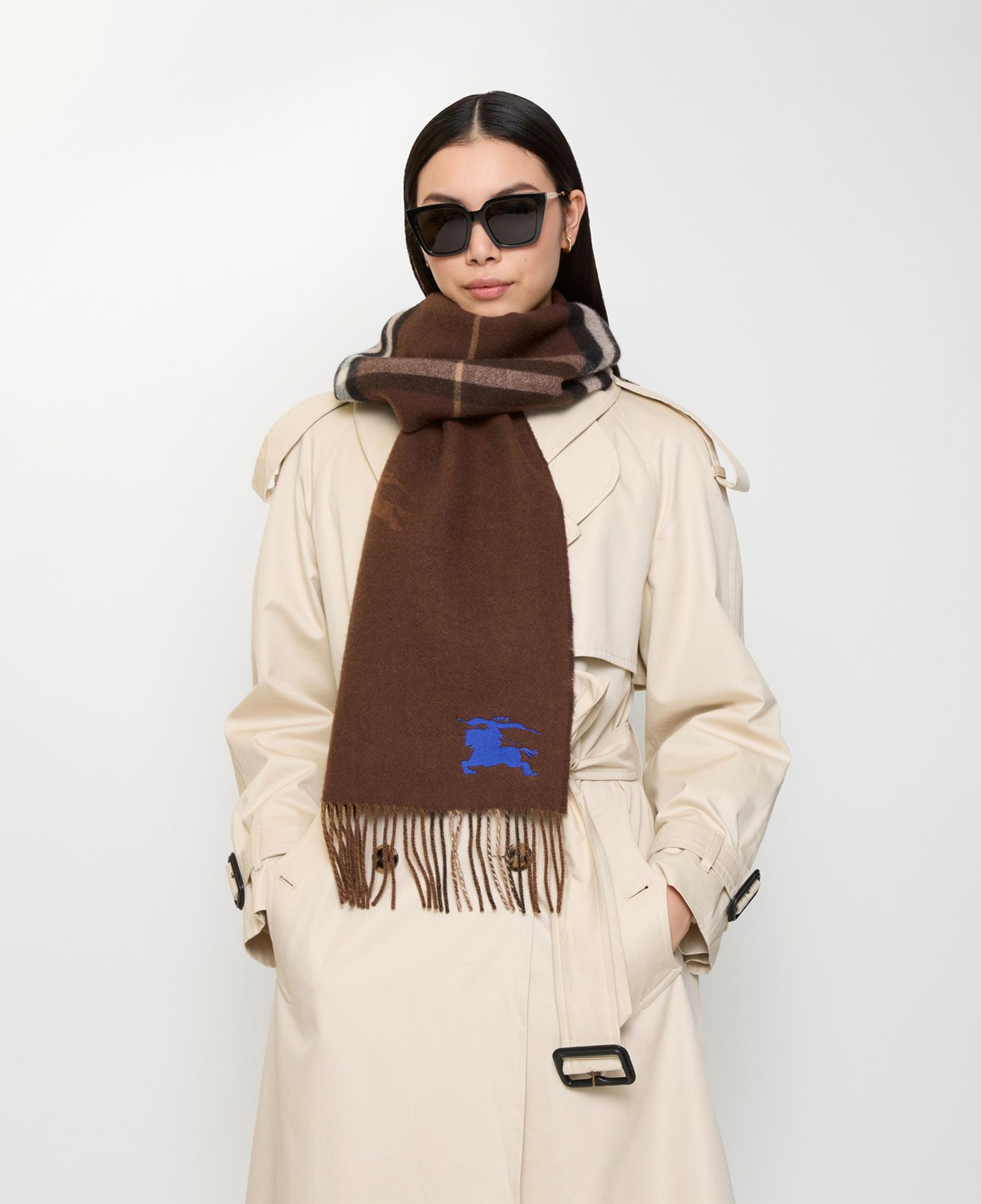 Burberry Ekd Jacq Kadın Kahverengi Atkı