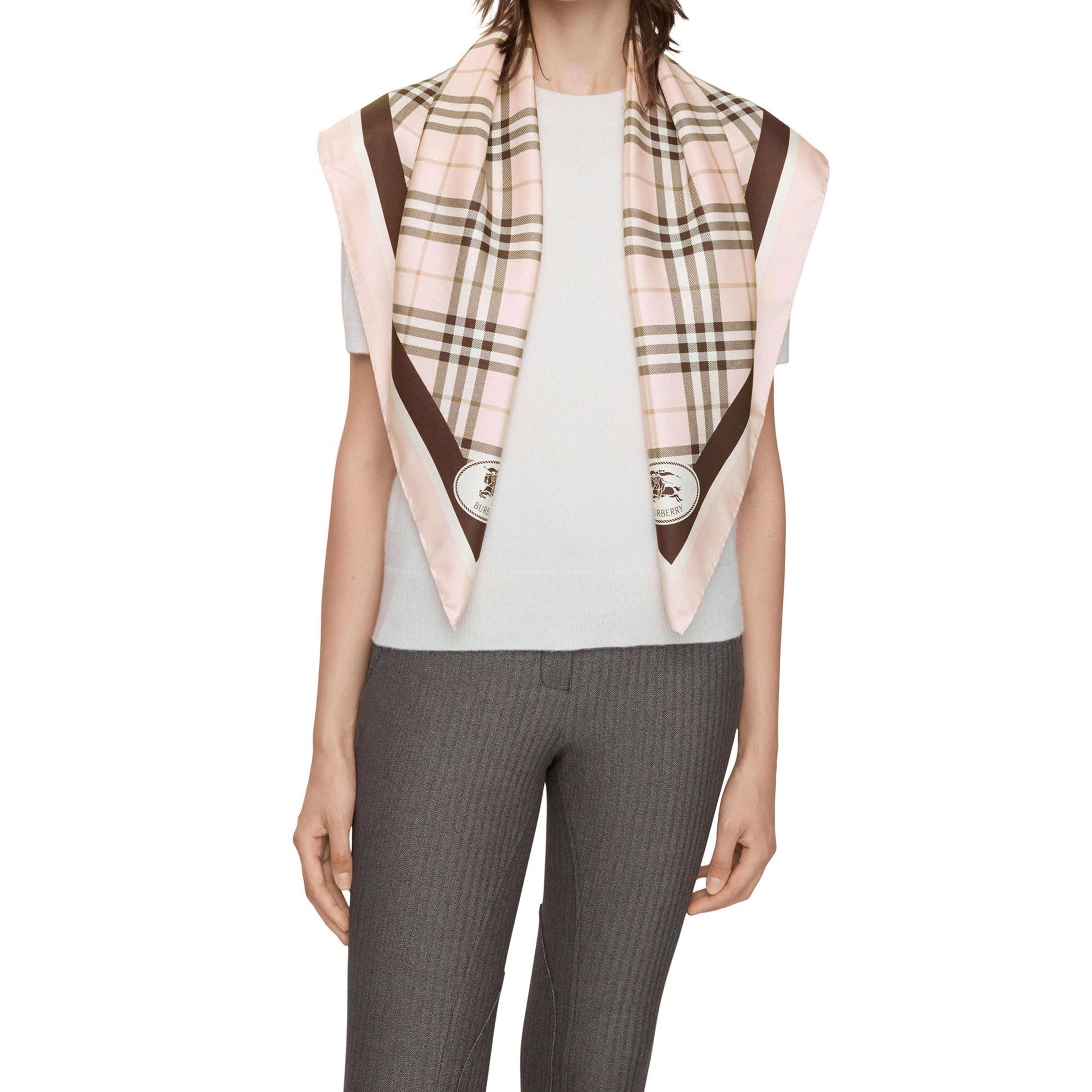 Burberry Med Check Border Kadın Pembe Eşarp