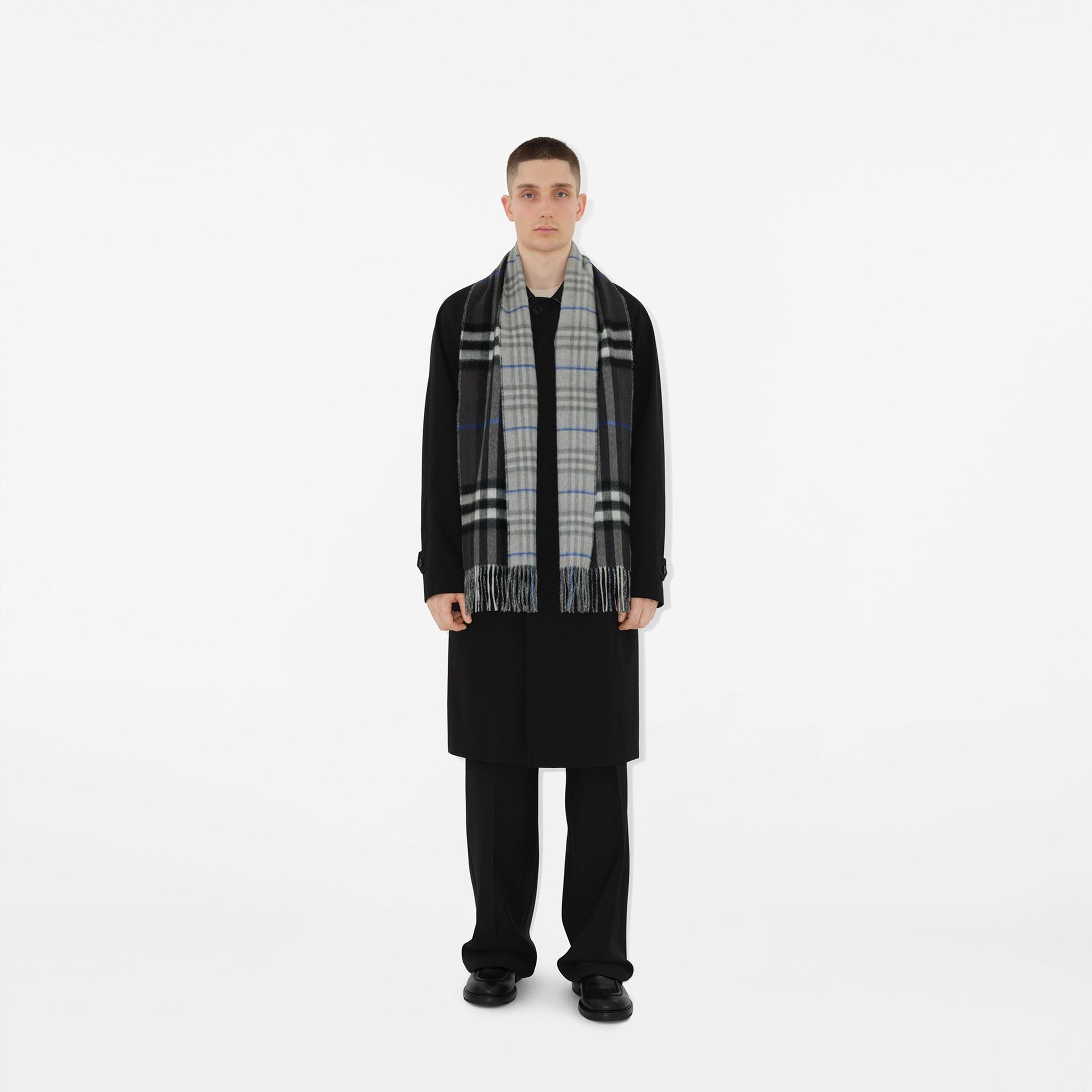 Burberry Reversible Check Kaşmir Kadın Gri Atkı